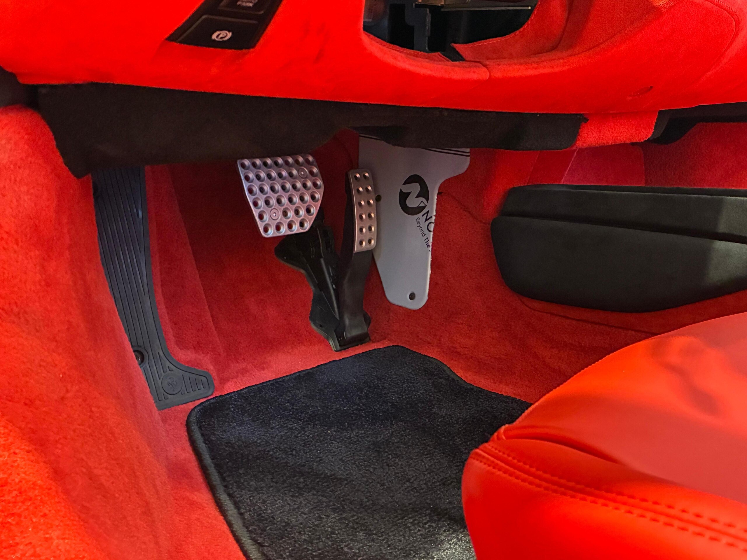 2025 Ferrari 296GTS — Photo 48 / 76
