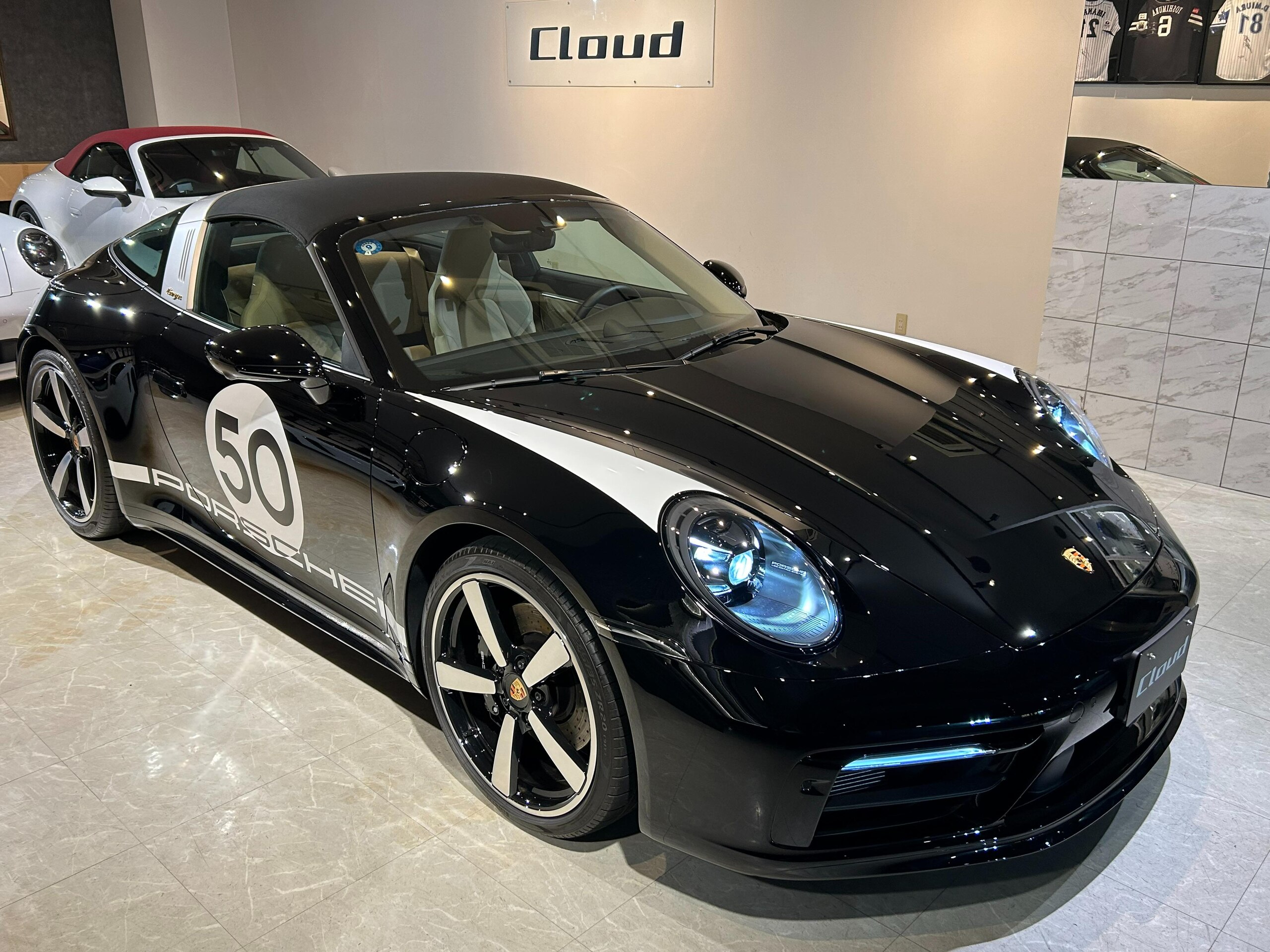 2020 Porsche 911 Targa 4S — Photo 24 / 78