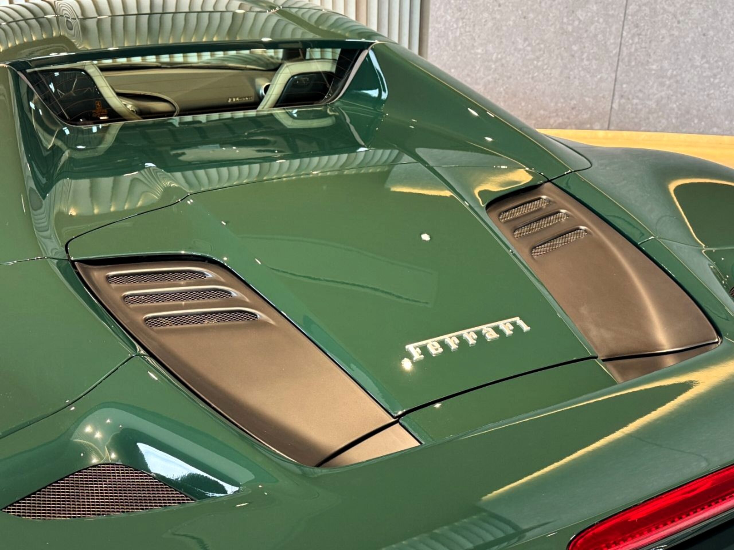 2022 Ferrari F8 Spider — Photo 36 / 72