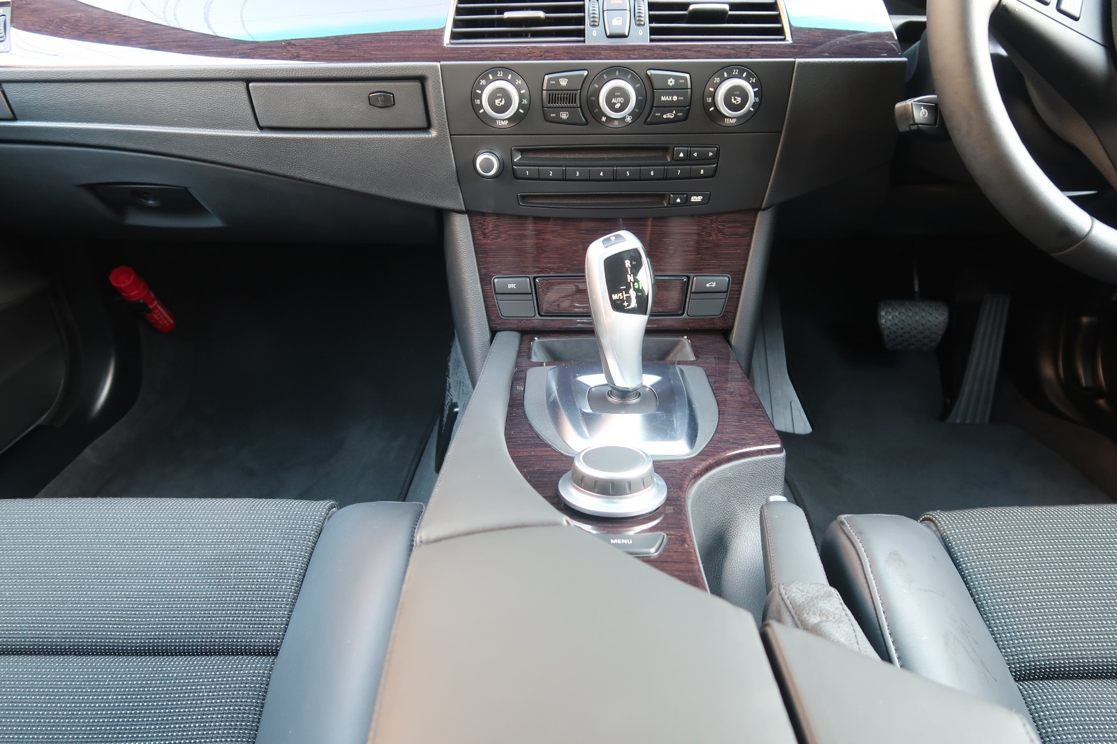 2008 BMW 525i M Sport — Photo 10 / 24