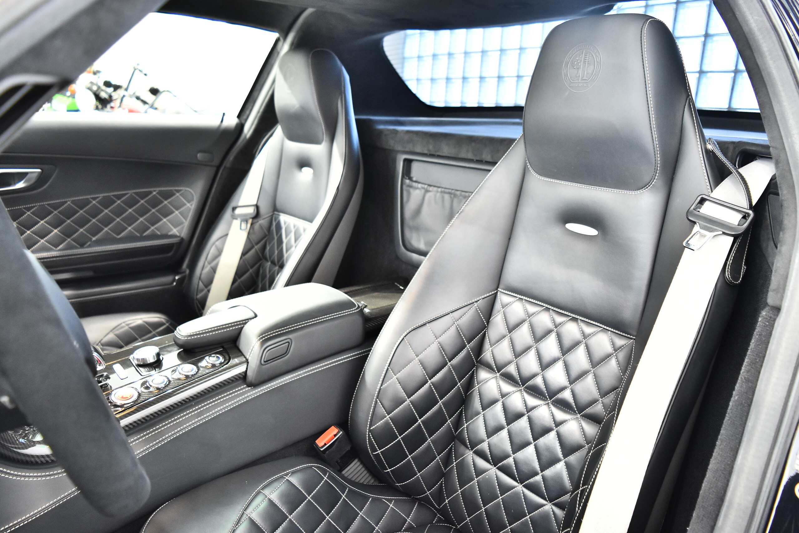 2014 Mercedes Benz SLS AMG GT FINAL EDITION — Photo 8 / 19