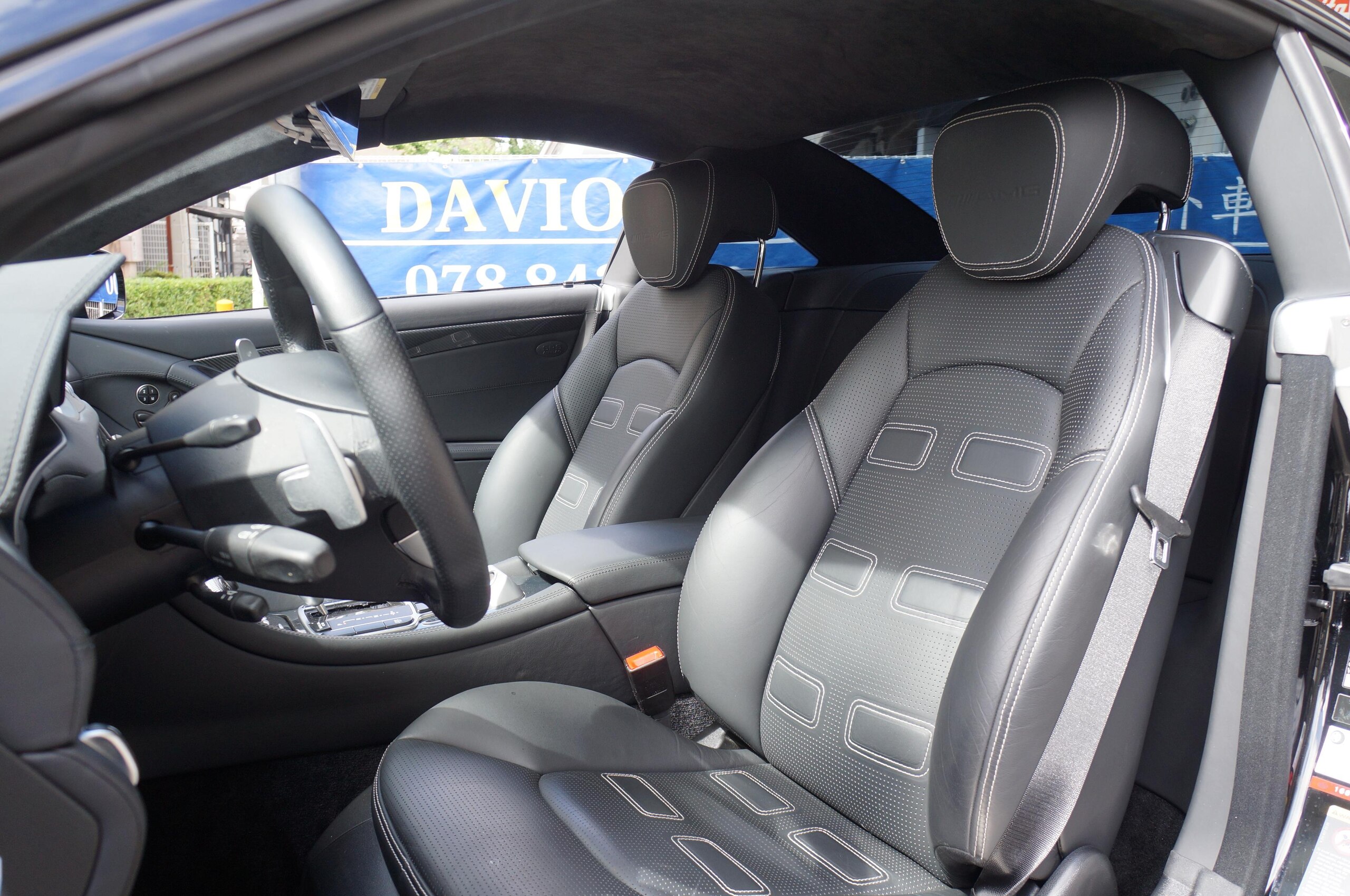2009 Mercedes Benz SL65 AMG — Photo 9 / 23