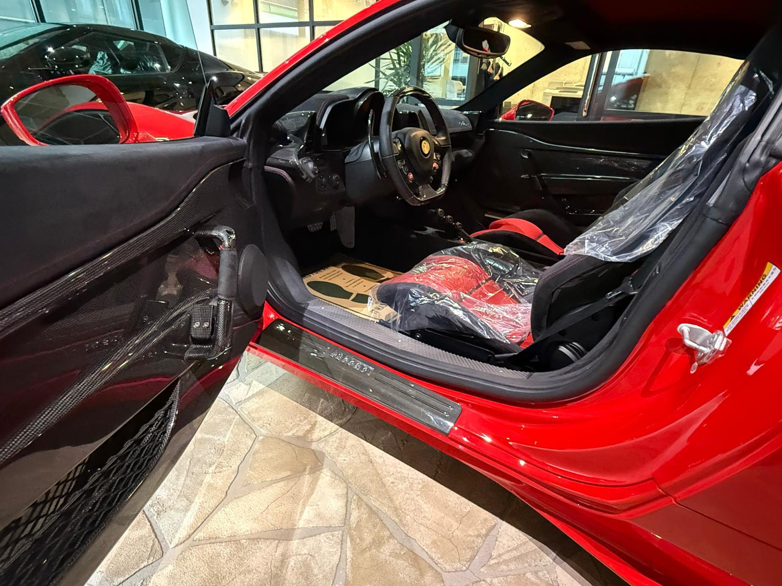 2015 Ferrari 458 Speciale — Photo 8 / 15