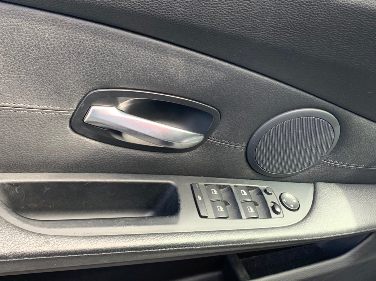 2009 BMW 525i M Sport — Photo 18 / 22