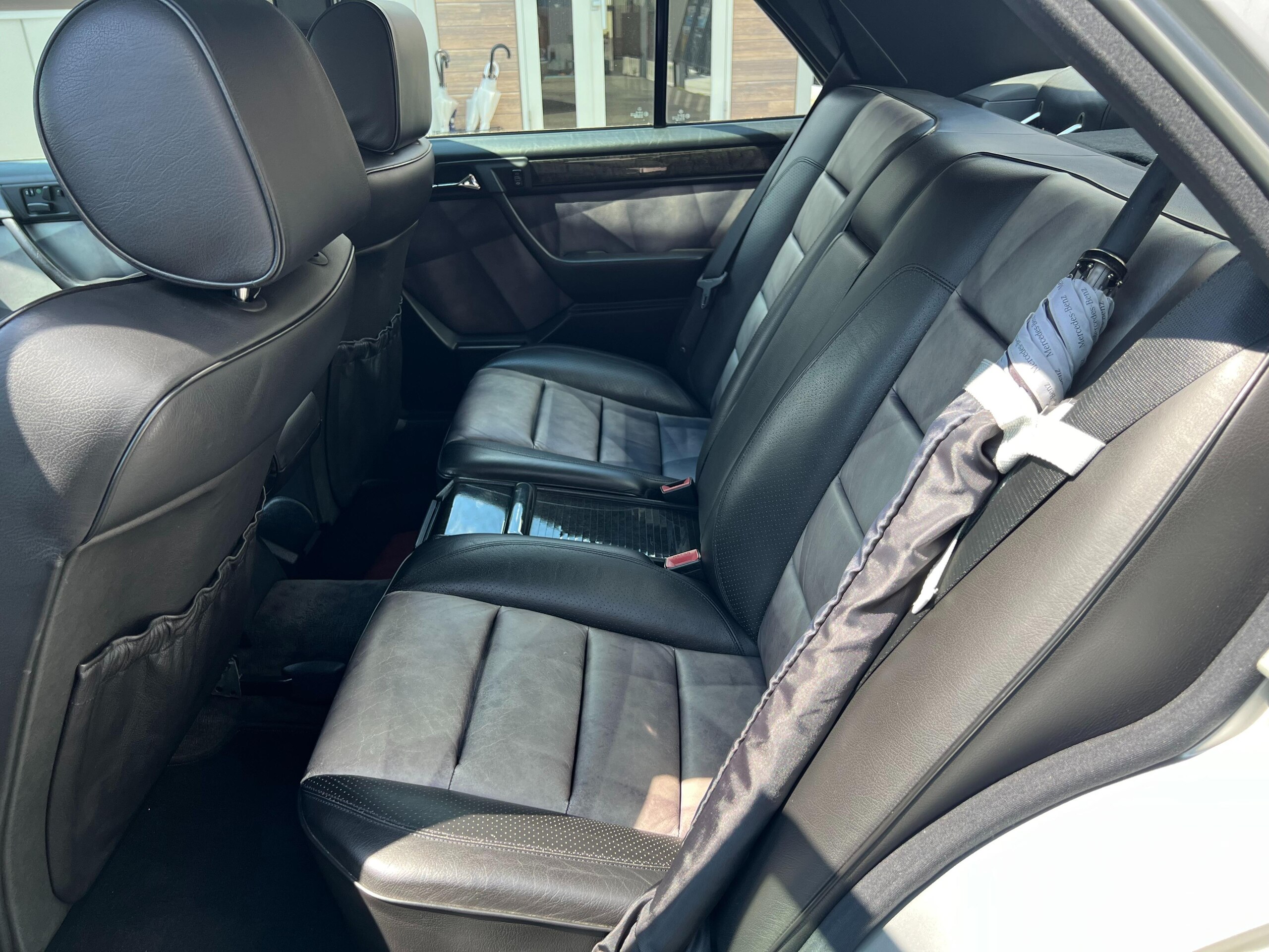 1995 Mercedes Benz E500 Limited — Photo 15 / 18