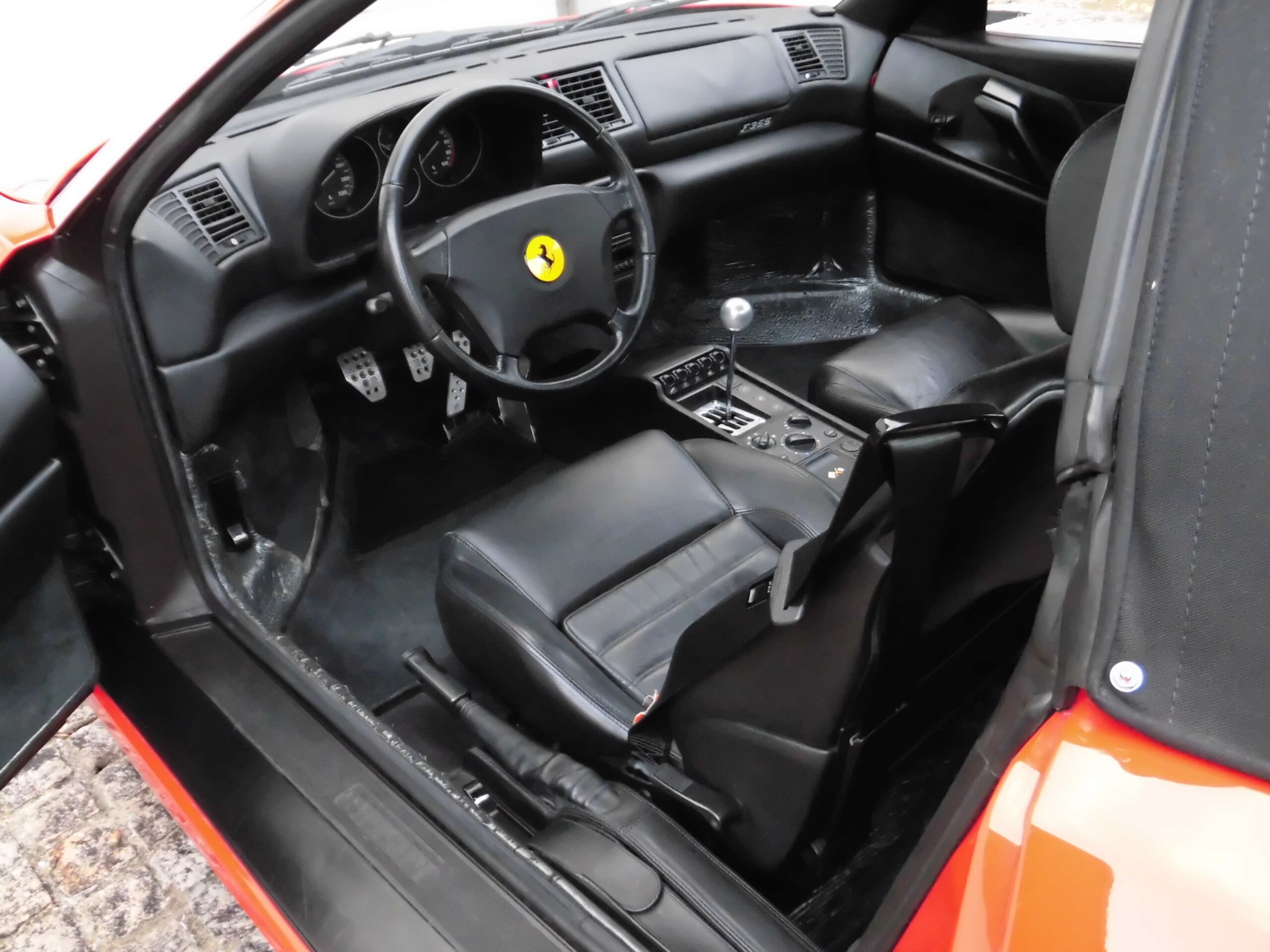 1998 Ferrari F355 Spider — Photo 6 / 15