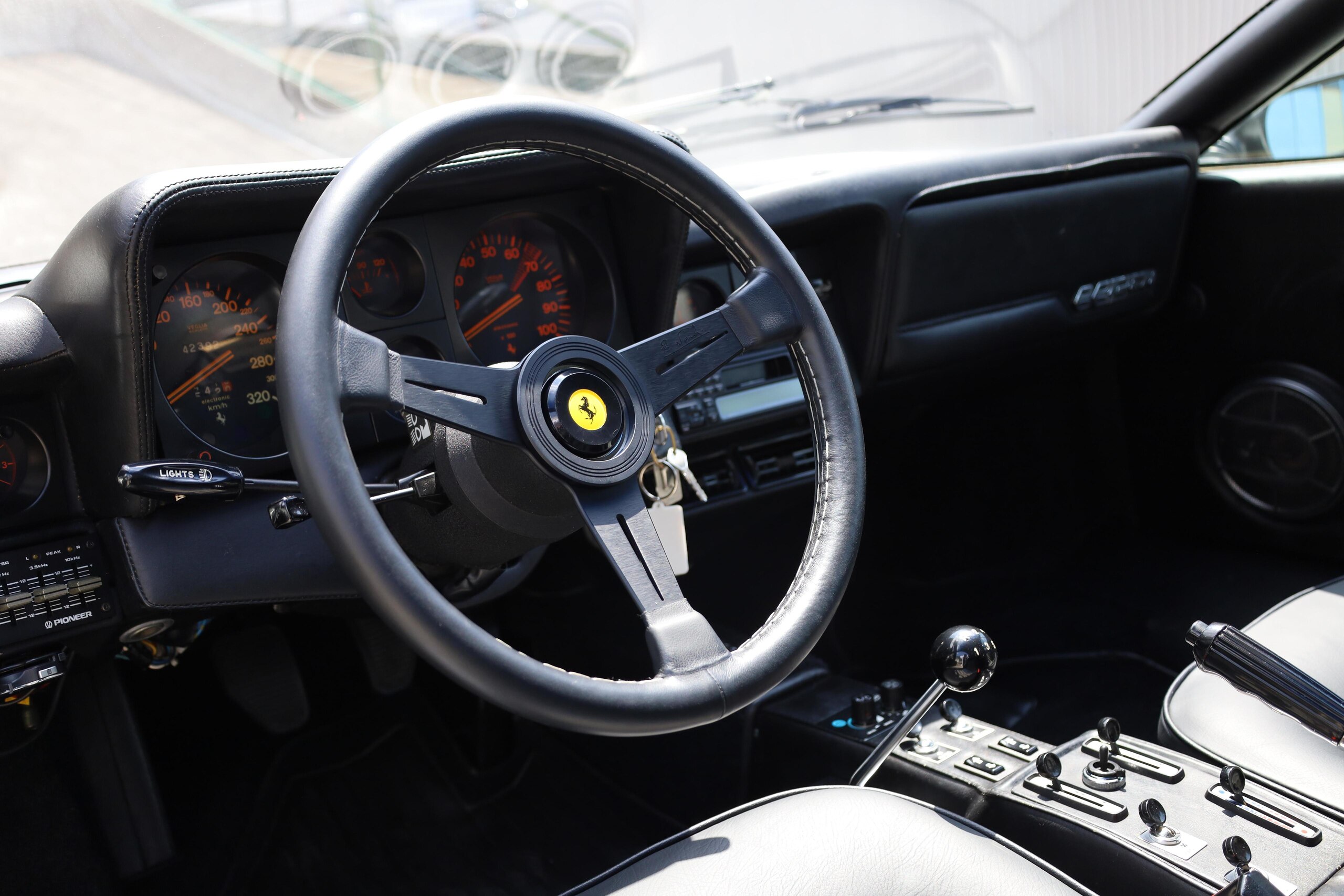 1981 Ferrari 512 BBi — Photo 13 / 21