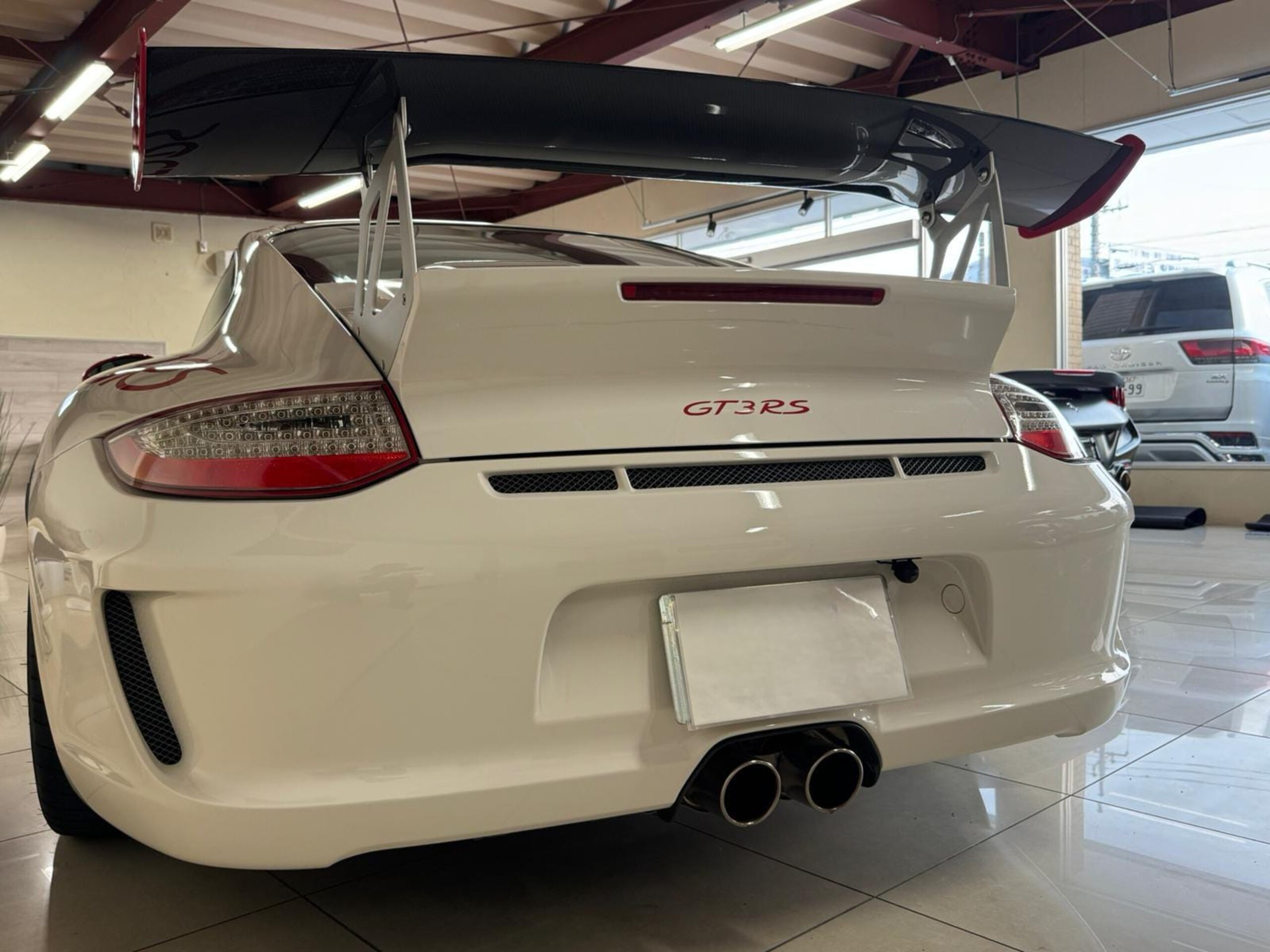 2011 Porsche 911 GT3 RS — Photo 11 / 40