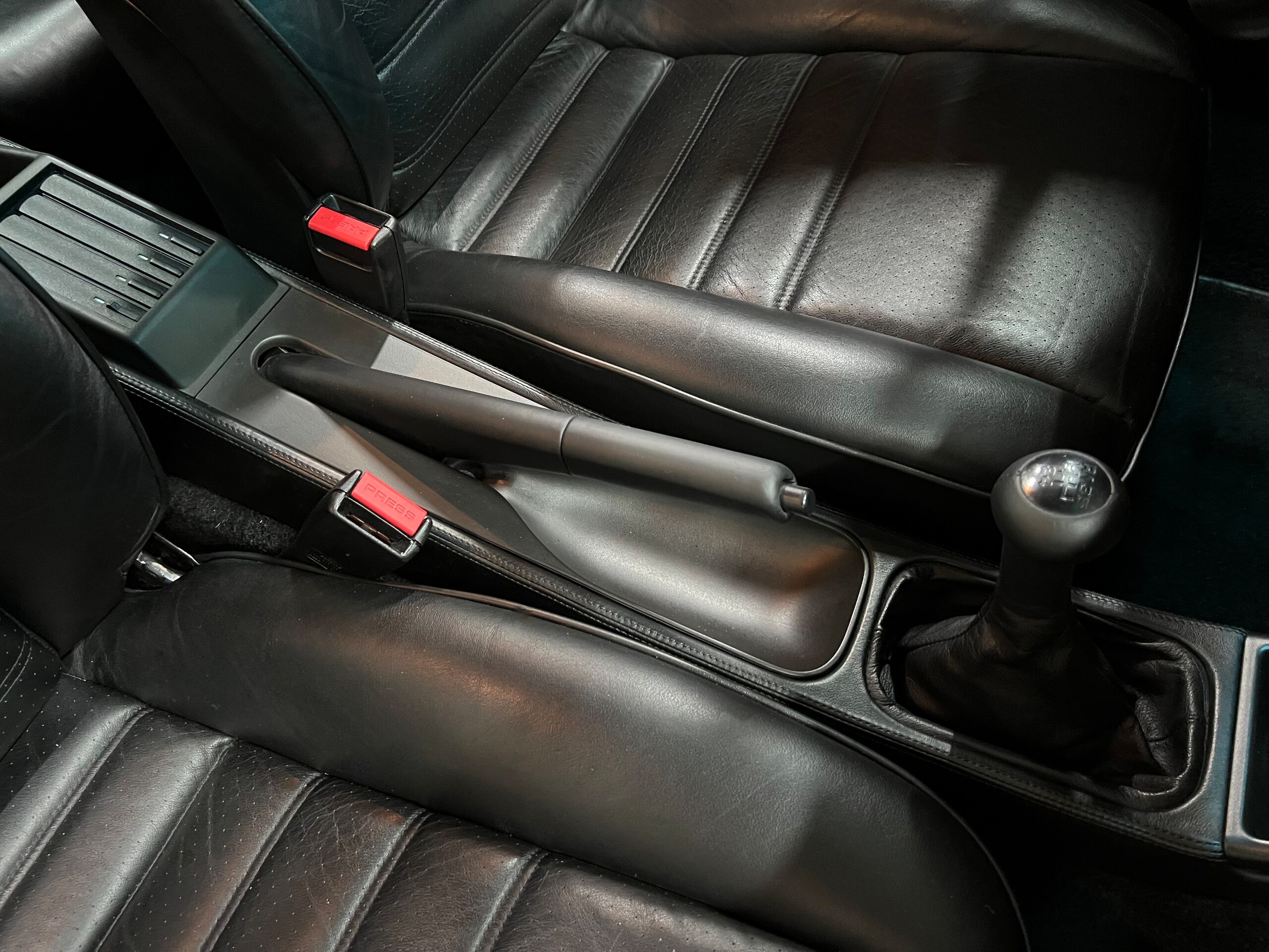 1991 Porsche 911 Turbo — Photo 13 / 21