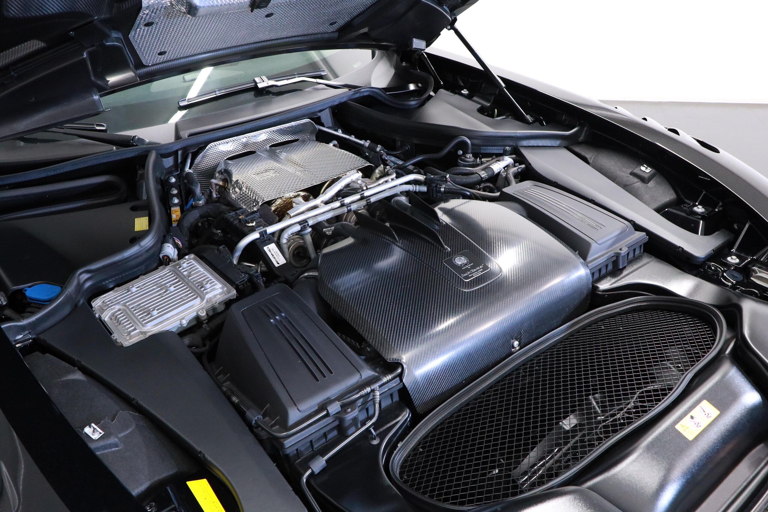 2022 Mercedes Benz AMG GT Black Series — Photo 21 / 22