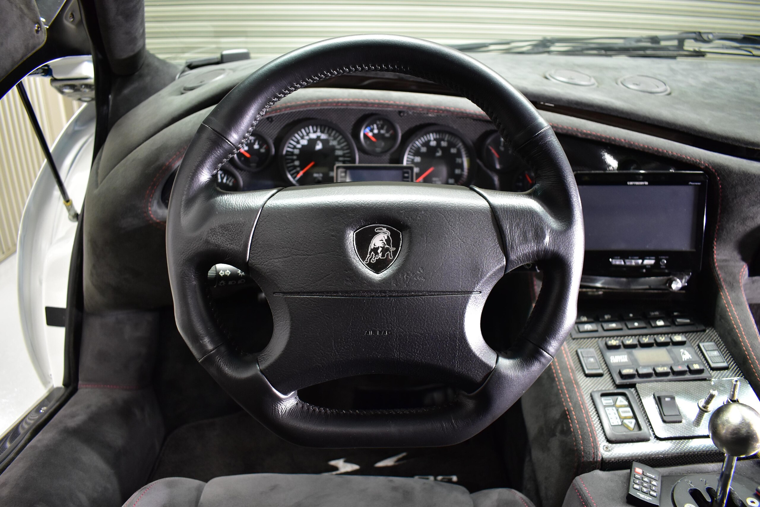 1999 Lamborghini Diablo SV — Photo 11 / 19