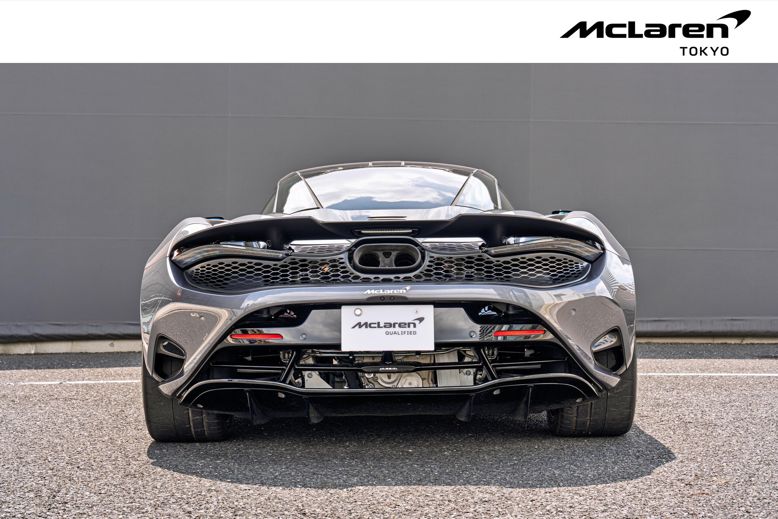 2025 McLaren 750S — Photo 6 / 17