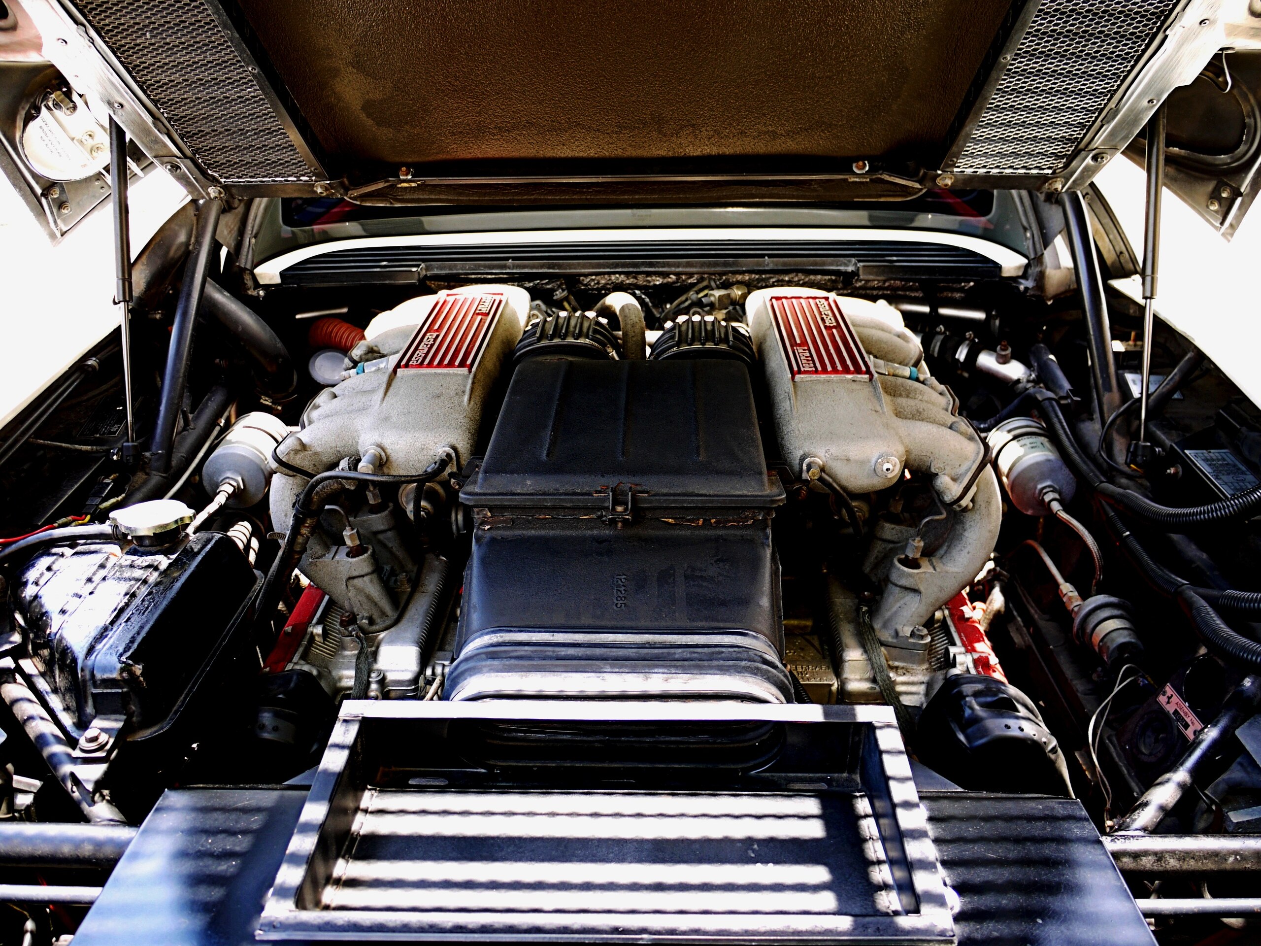 1989 Ferrari Testarossa — Photo 15 / 16