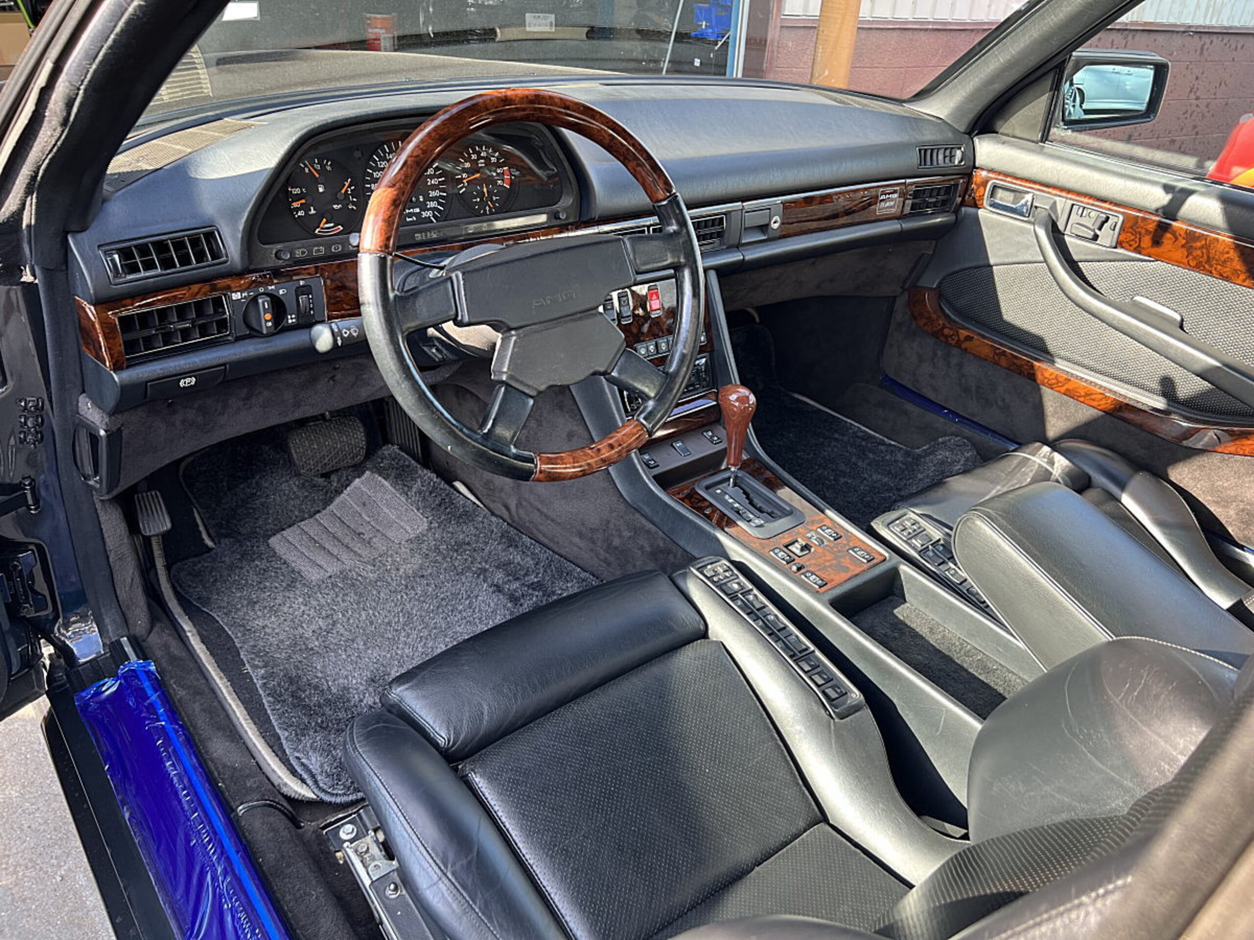1988 Mercedes Benz 560SEC AMG 6.0 — Photo 9 / 21