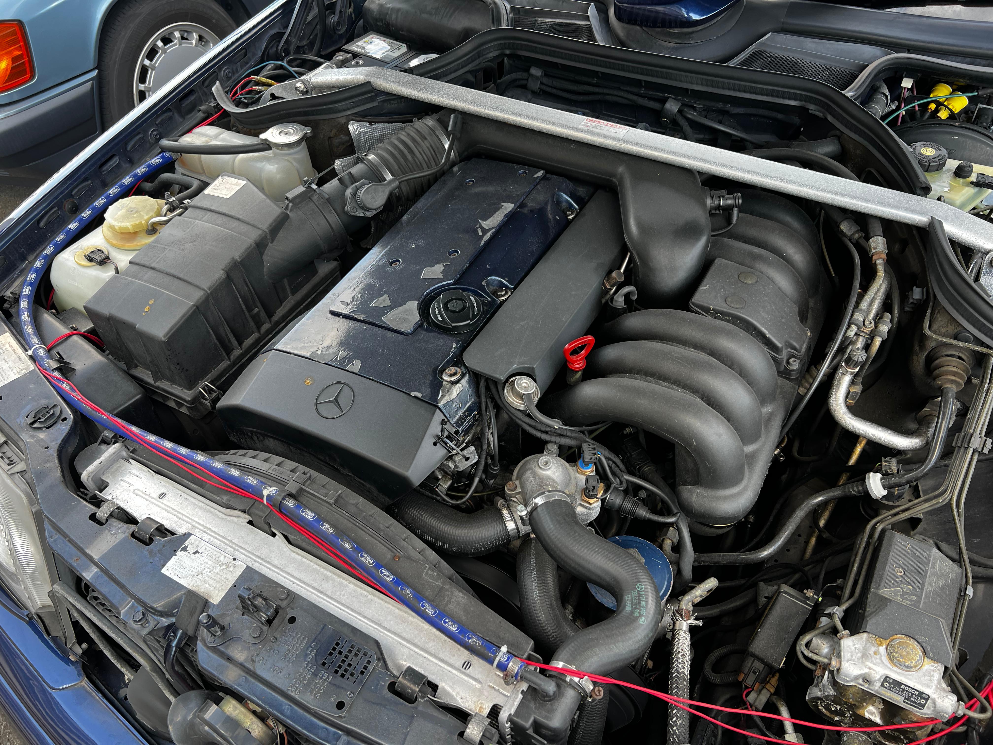 1994 Mercedes Benz E320 AMG — Photo 13 / 16