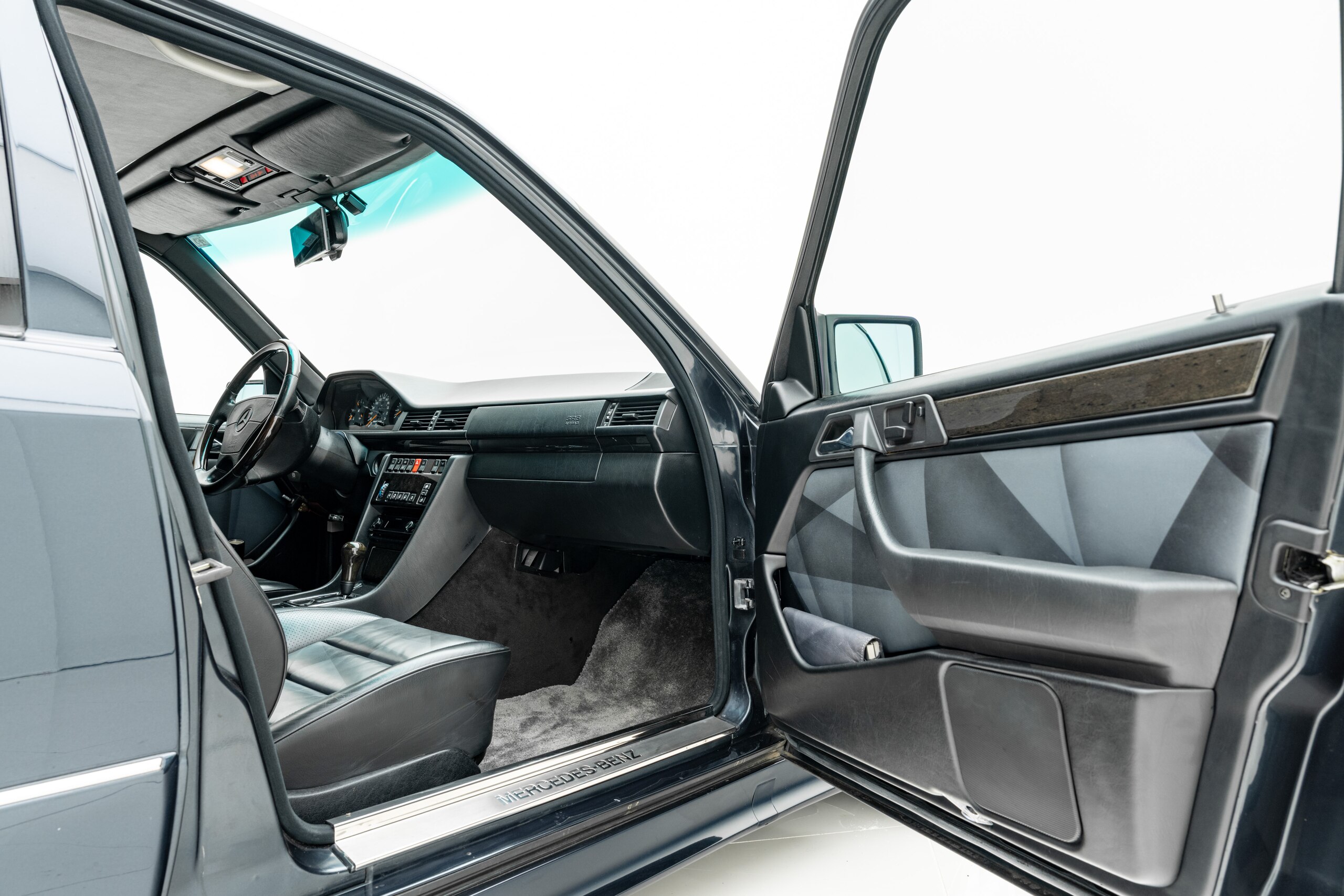1994 Mercedes Benz 500E — Photo 15 / 22