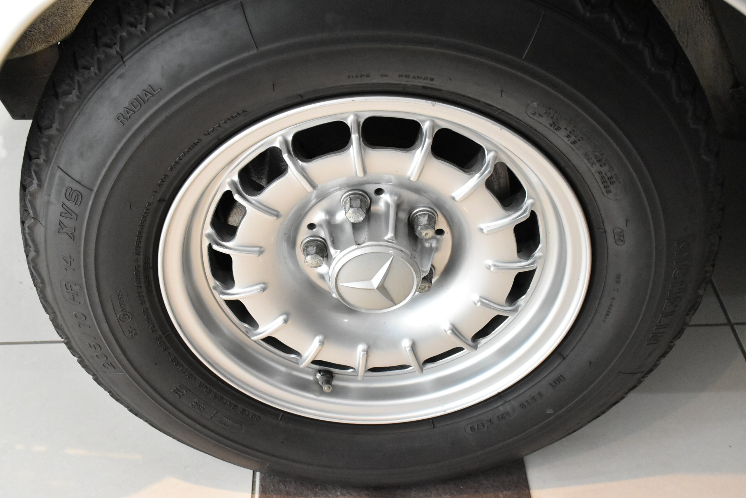 1980 Mercedes Benz 450SLC — Photo 15 / 17