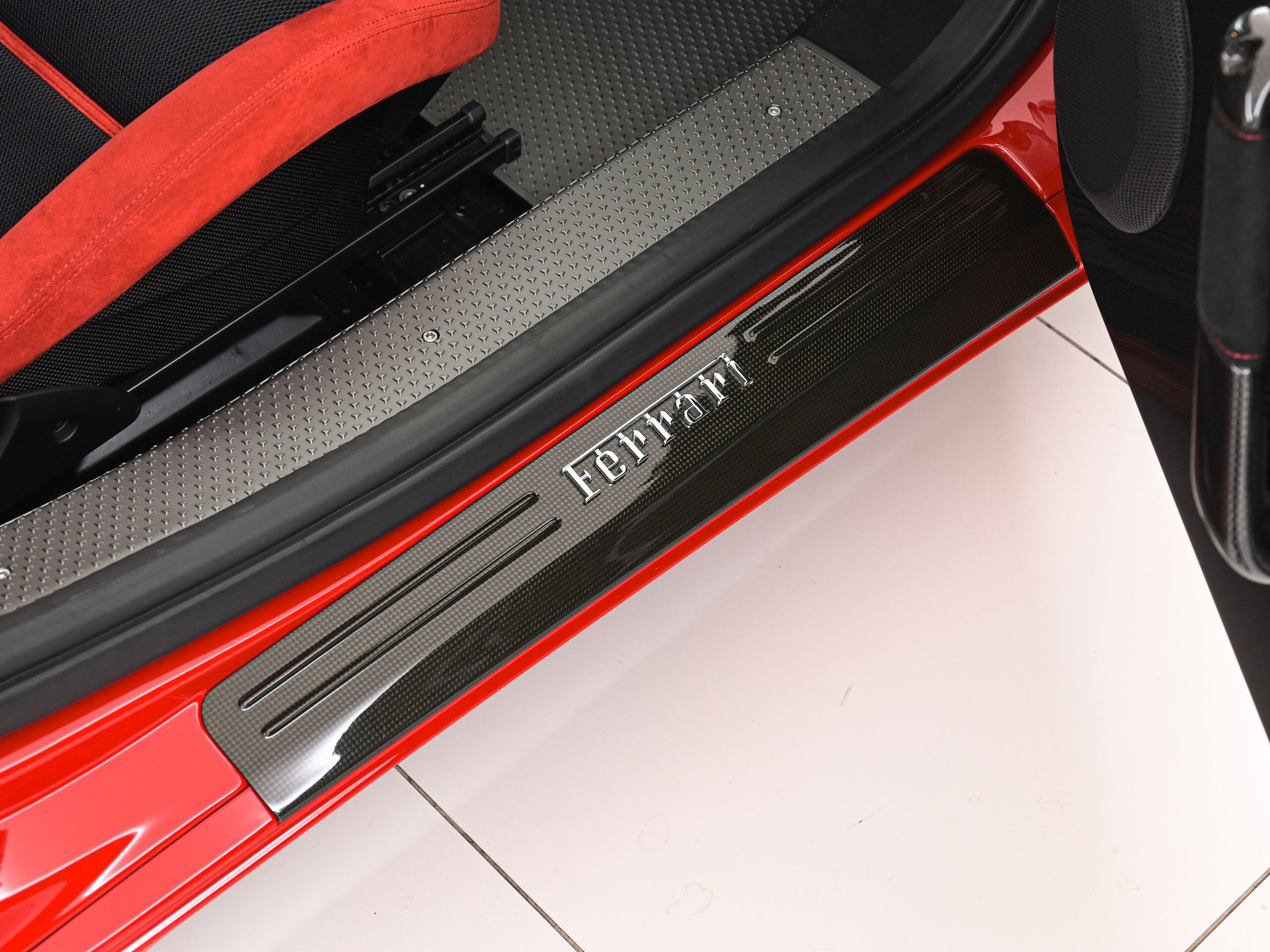 2015 Ferrari 458 Speciale — Photo 14 / 17