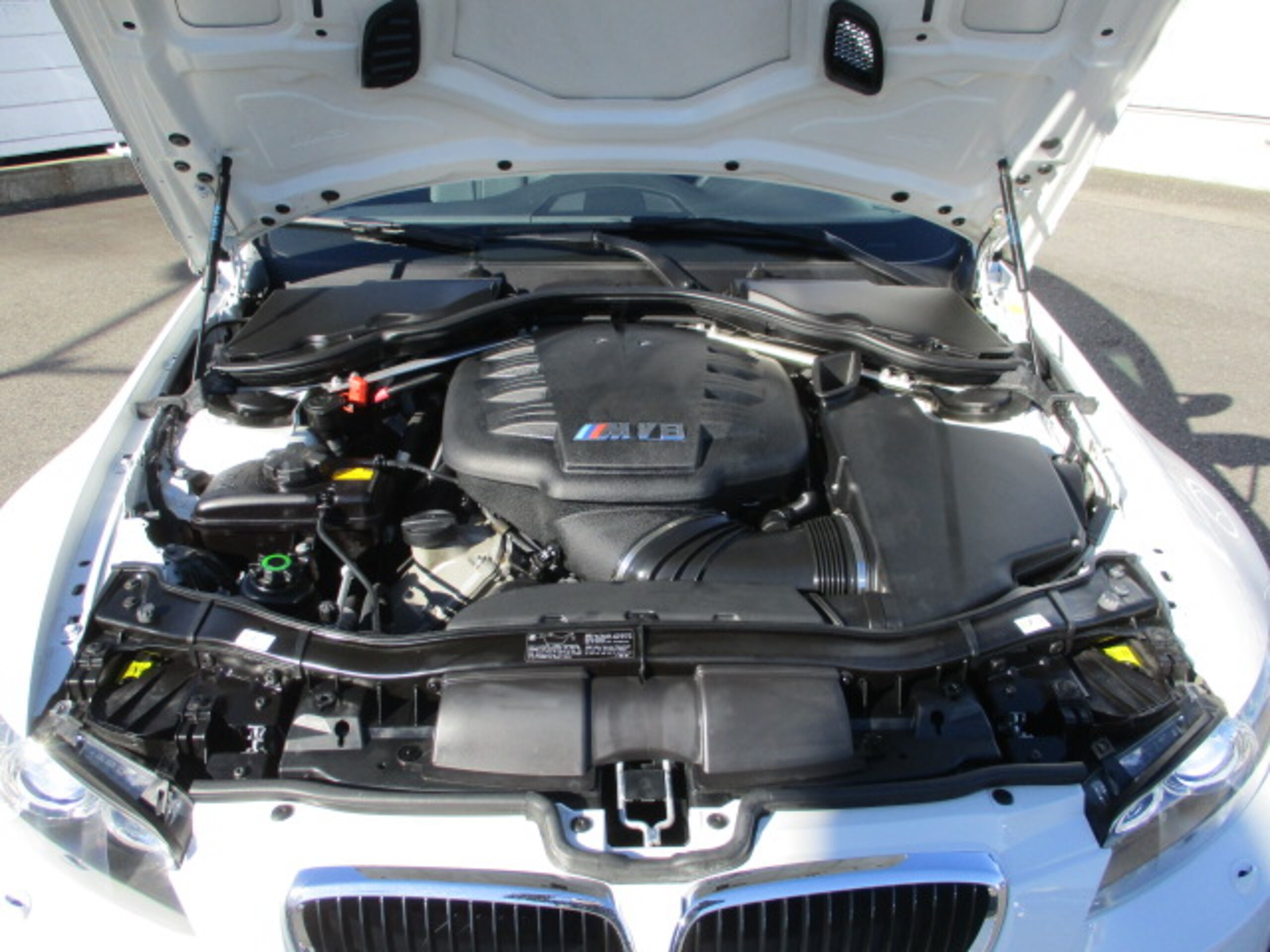 2010 BMW M3 Coupe — Photo 30 / 36