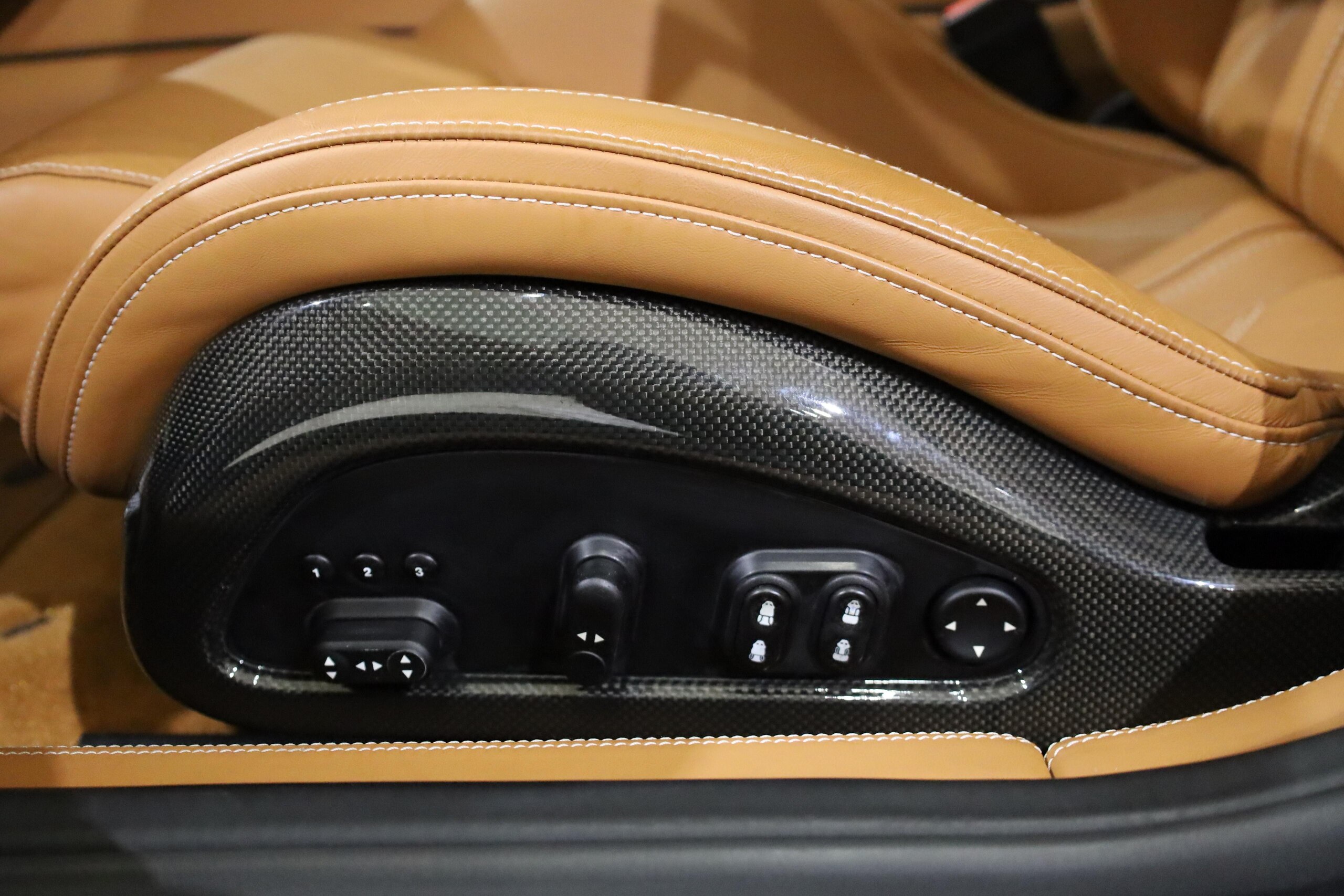 2011 Ferrari SA APERTA — Photo 9 / 14