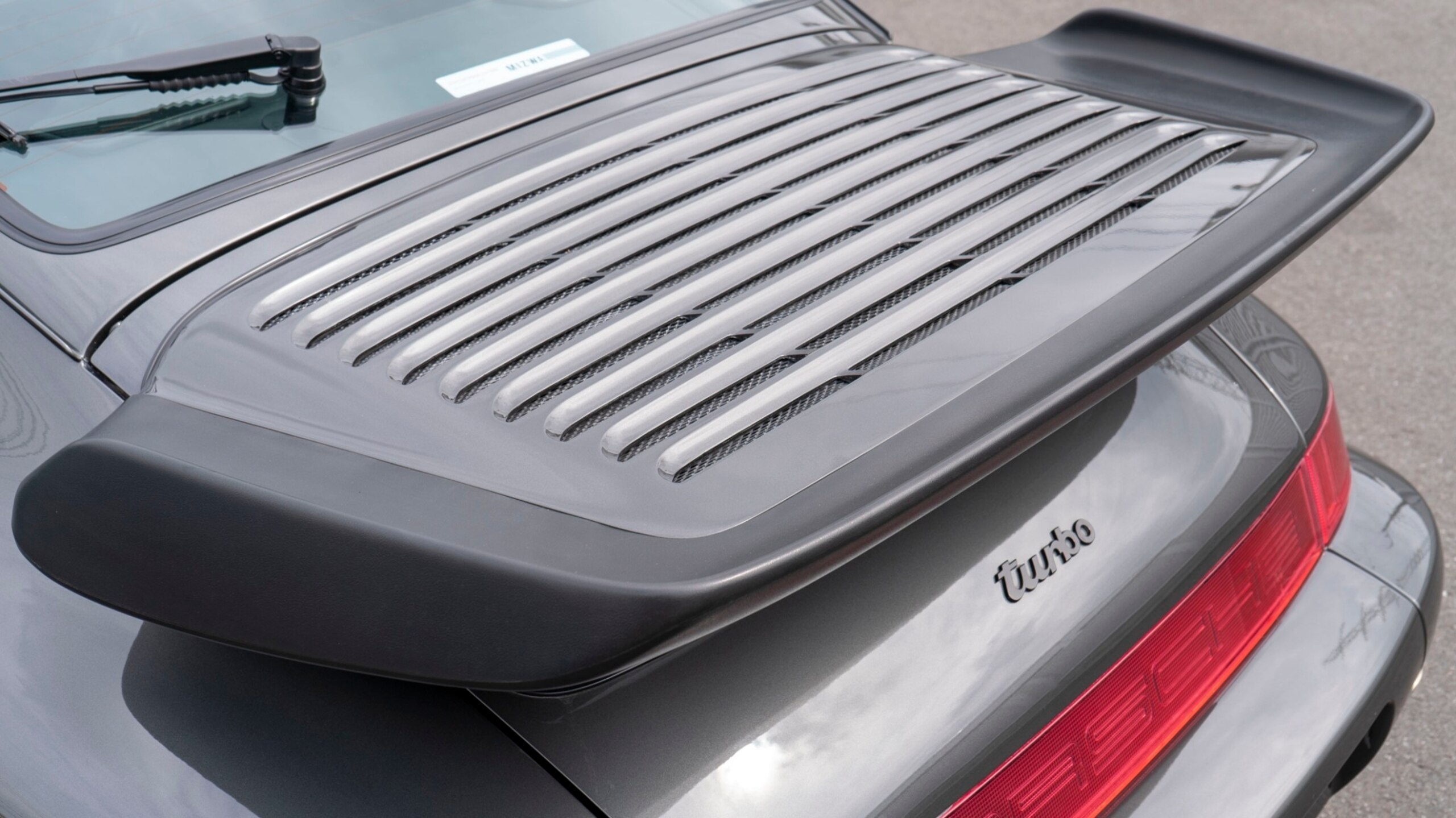 1991 Porsche 911 Turbo — Photo 9 / 26