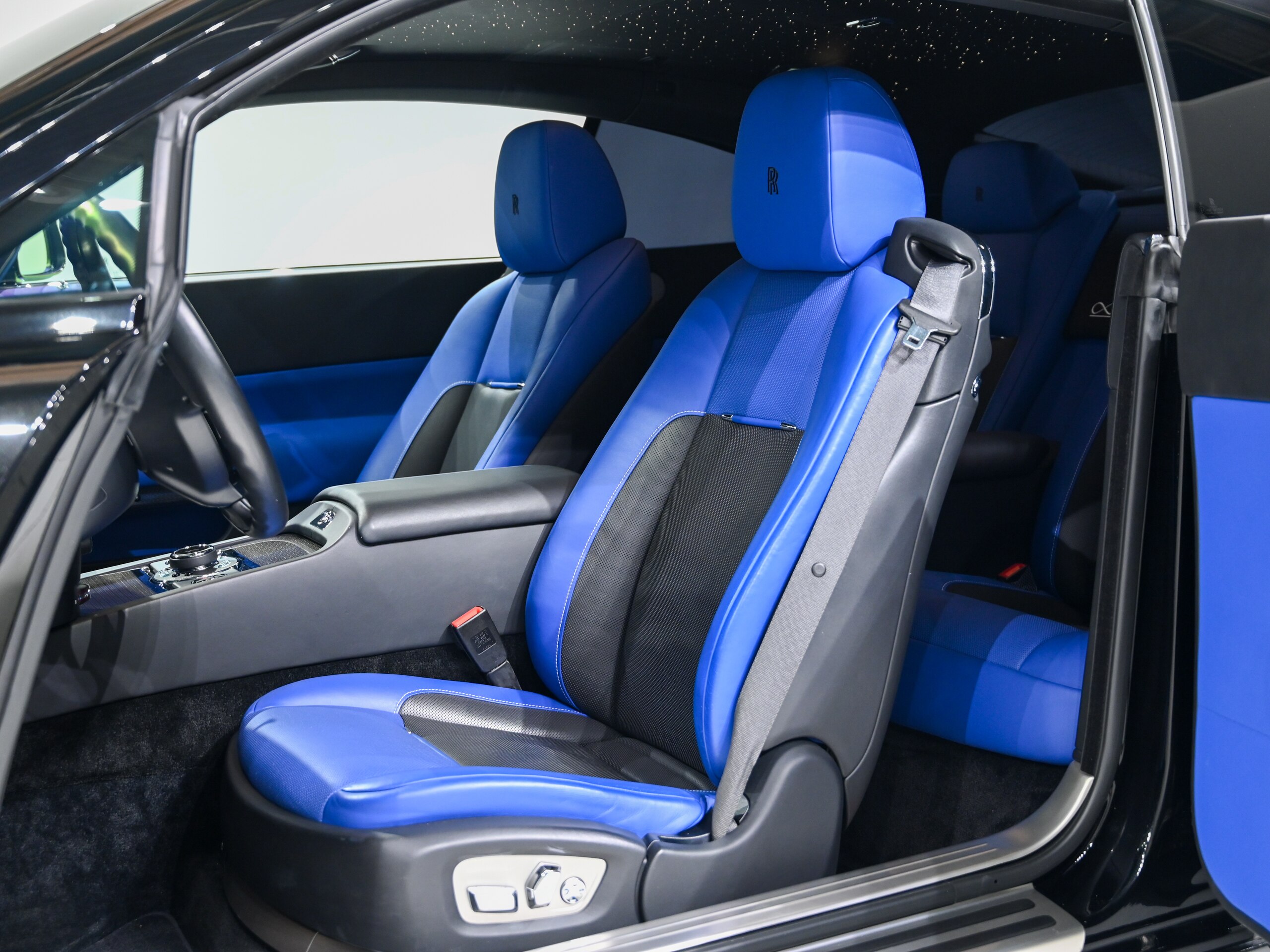 2018 Rolls-Royce Wraith — Photo 8 / 21