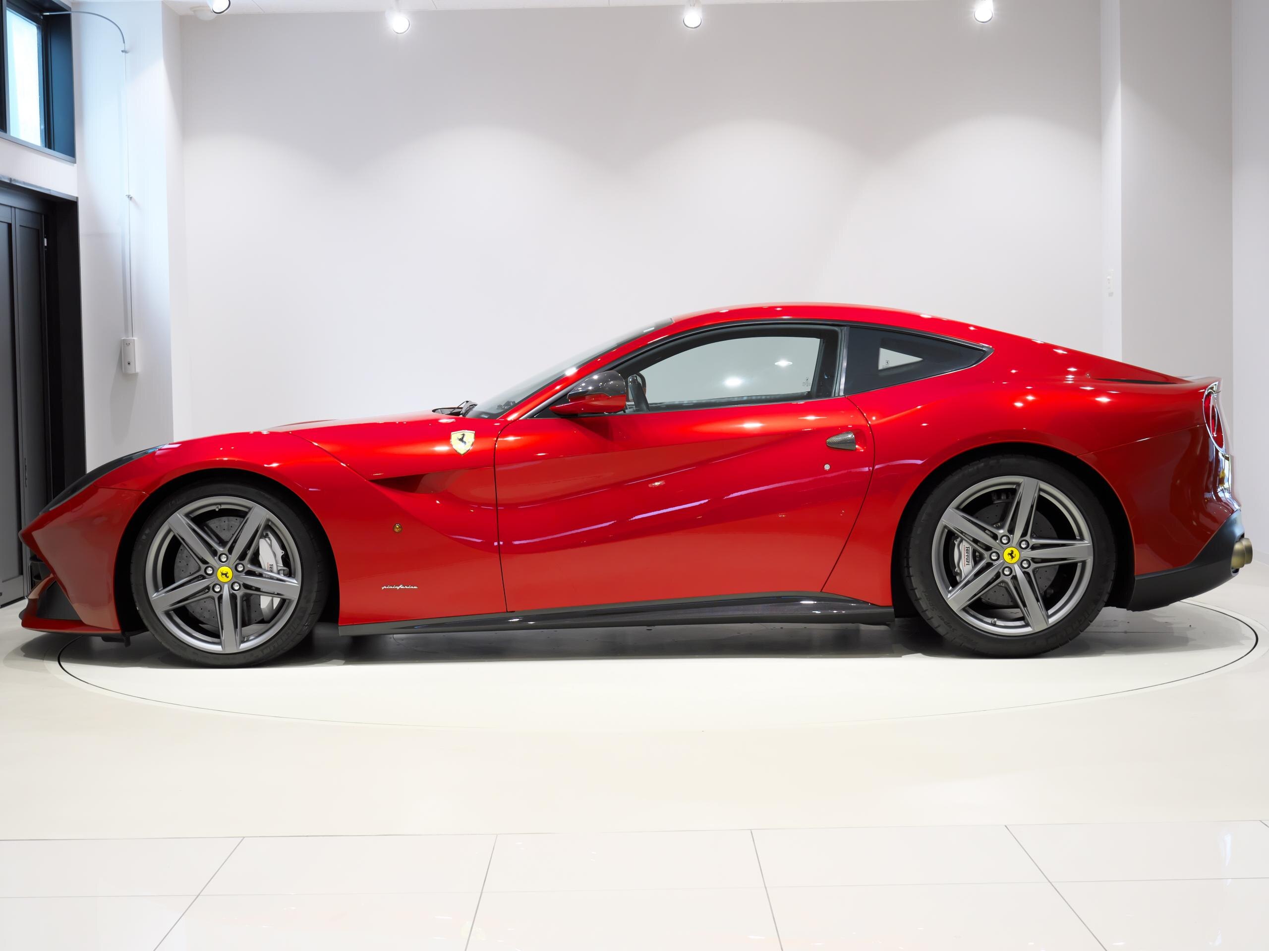 2014 Ferrari F12 Berlinetta — Photo 7 / 19