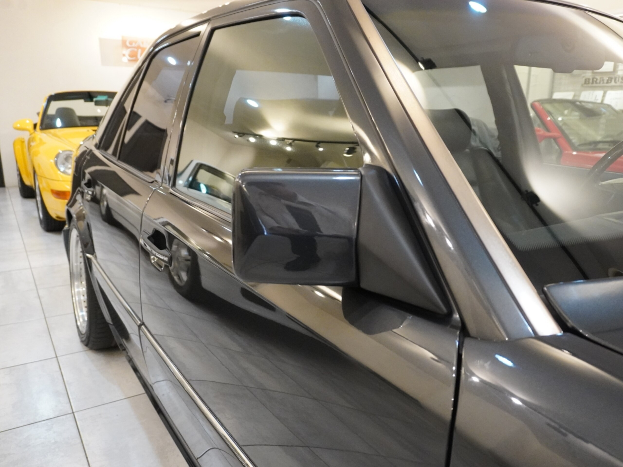 1994 Mercedes Benz E60 AMG — Photo 18 / 24