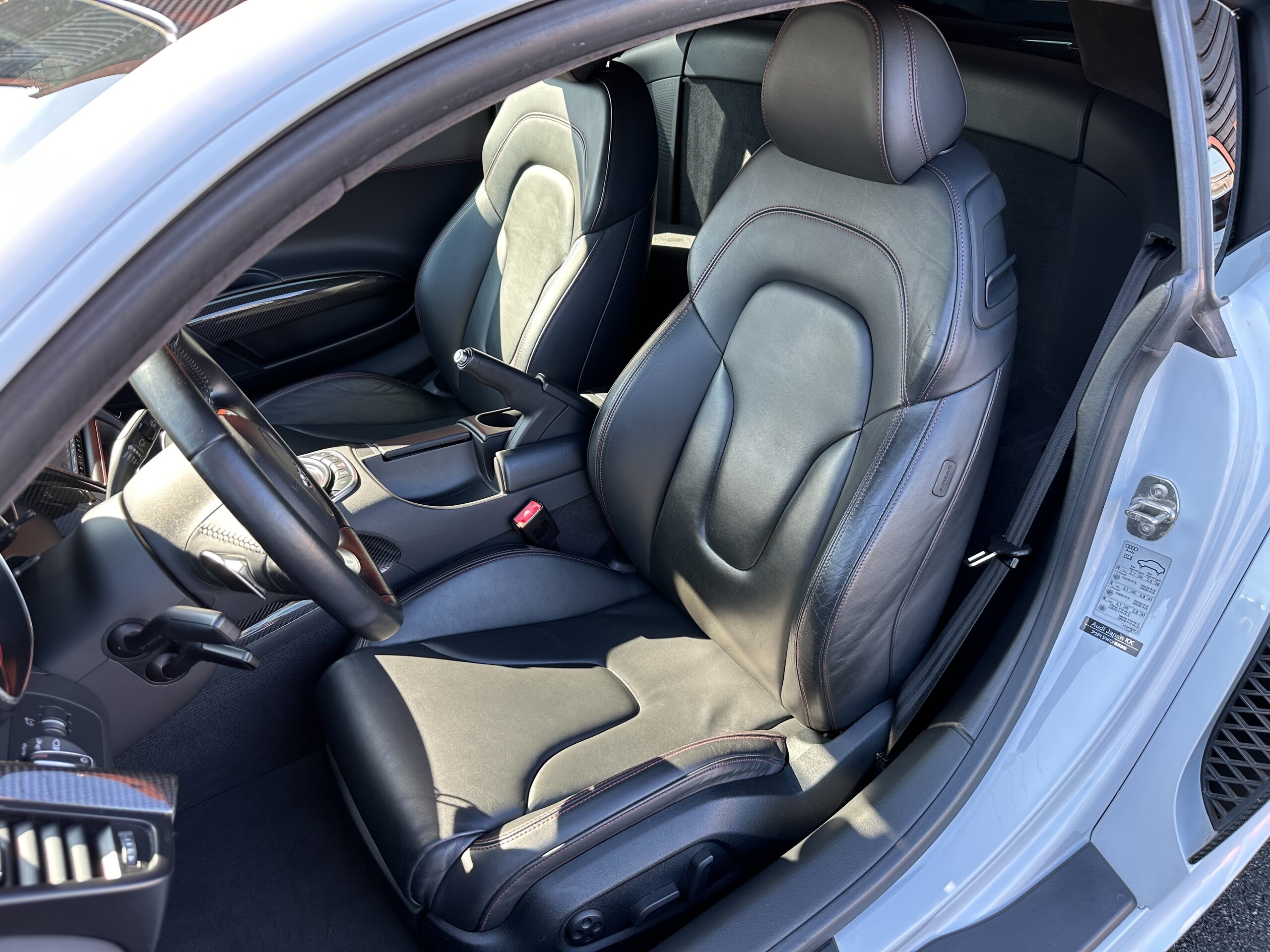 2012 Audi R8 5.2 FSI Quattro — Photo 15 / 32