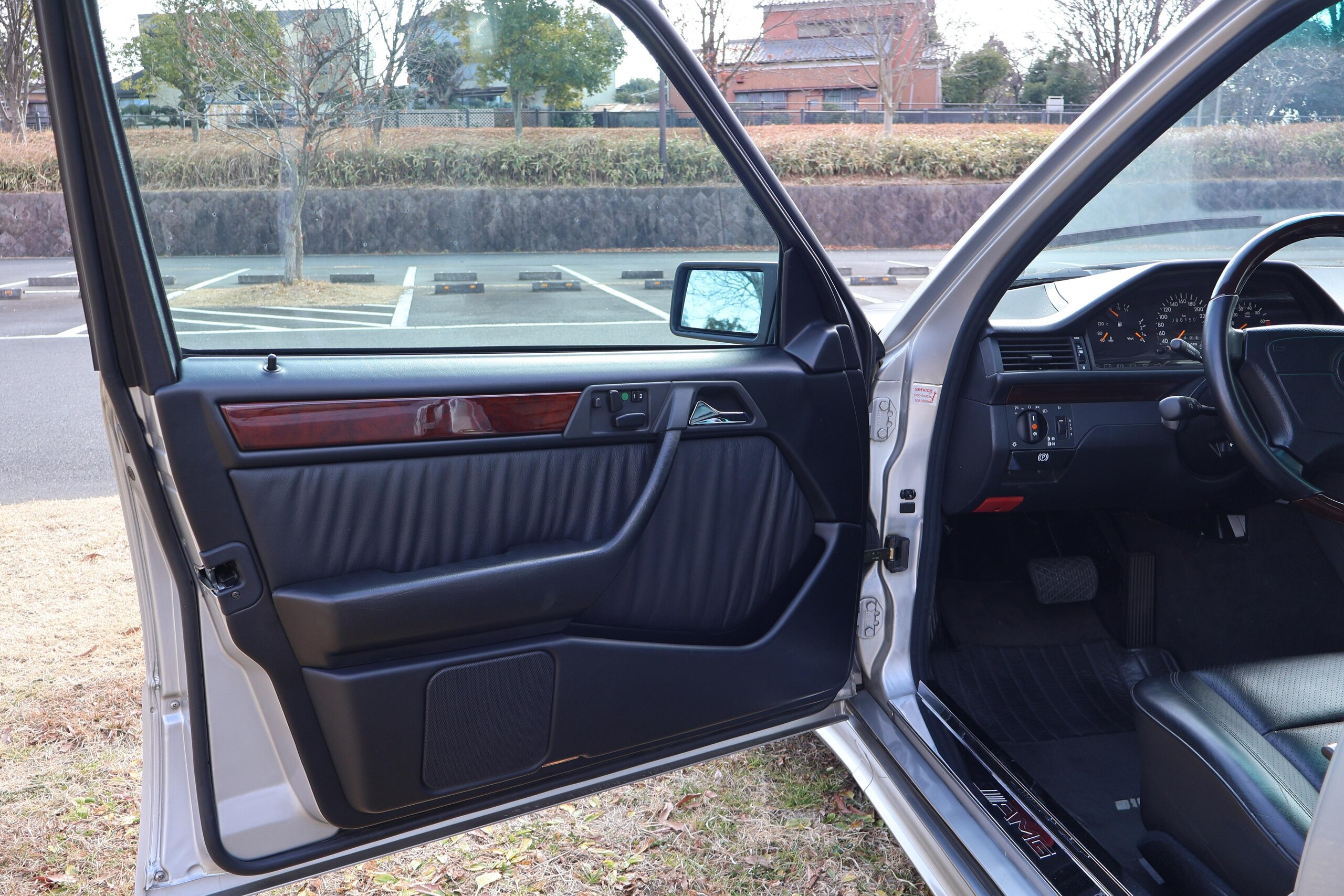 1995 Mercedes Benz E60 AMG — Photo 11 / 20
