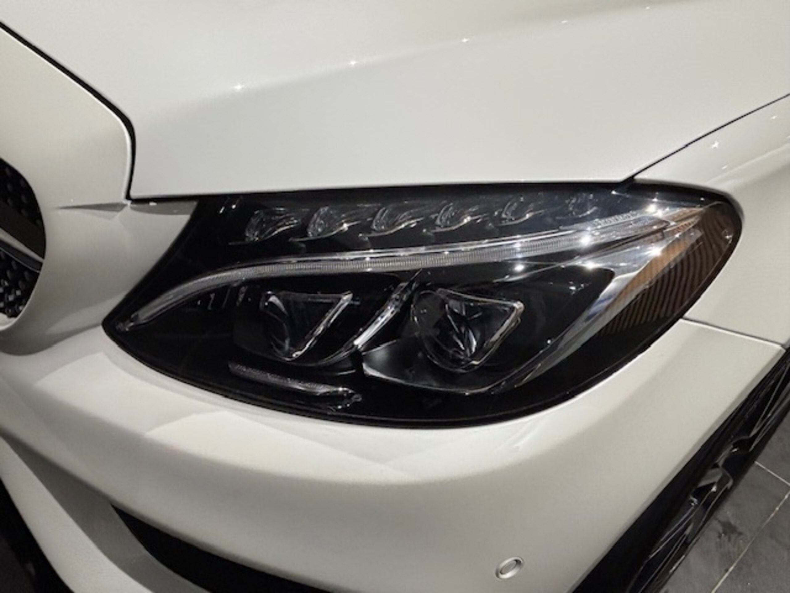 2016 Mercedes Benz C450 AMG 4Matic — Photo 18 / 24