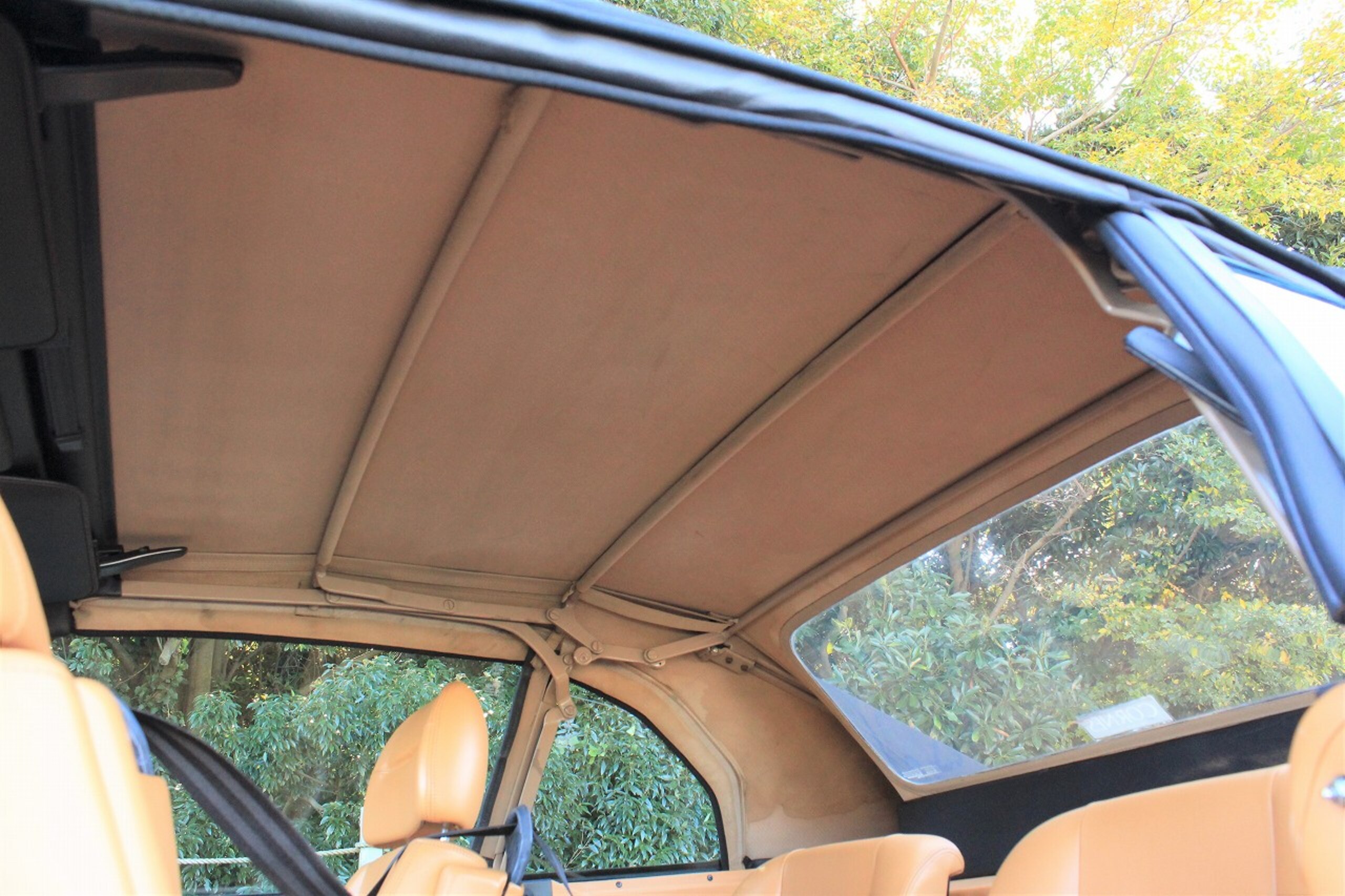 1992 Ferrari Mondial t — Photo 16 / 24