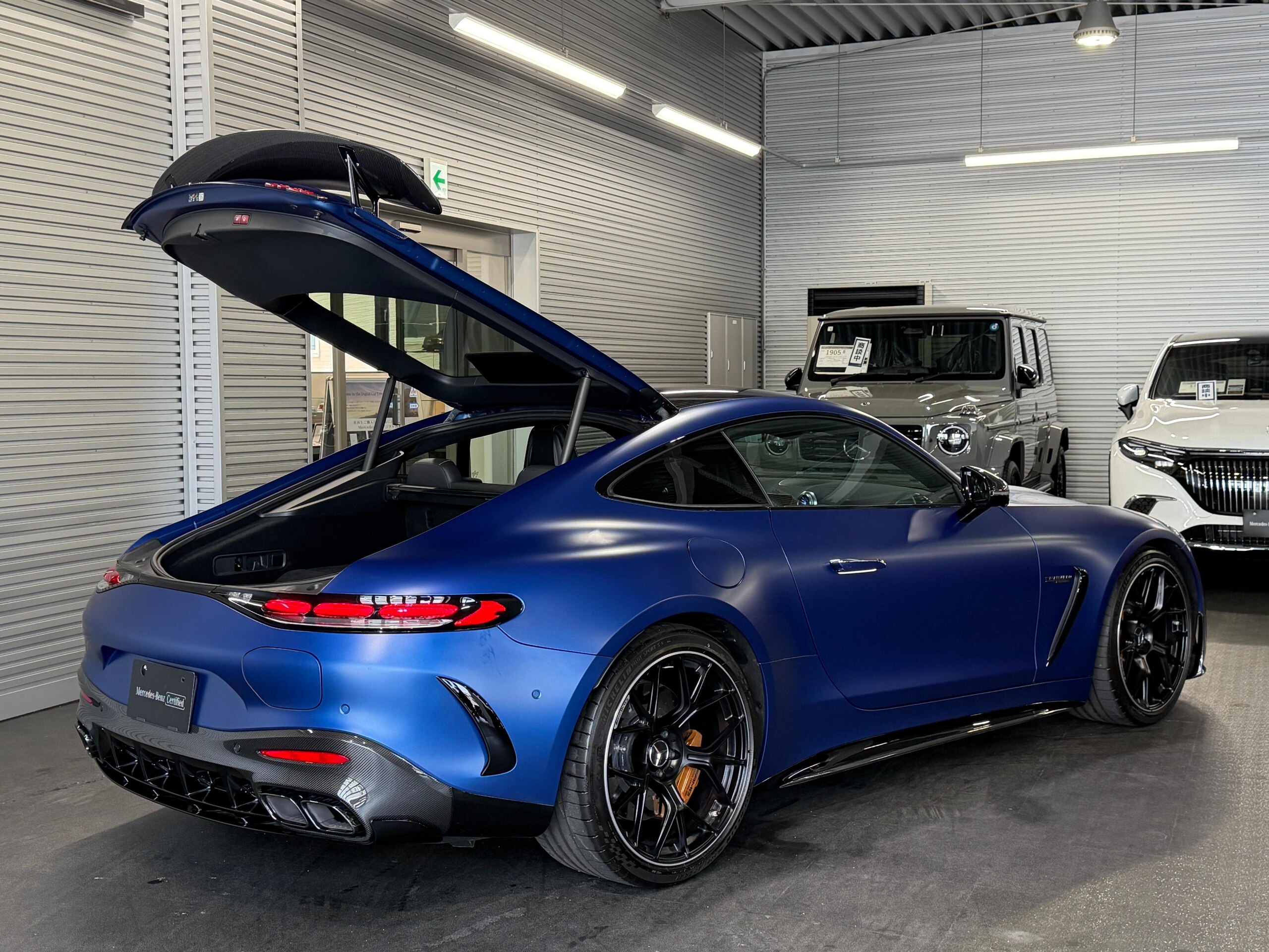 2025 Mercedes Benz AMG GT63 SE Performance — Photo 50 / 61