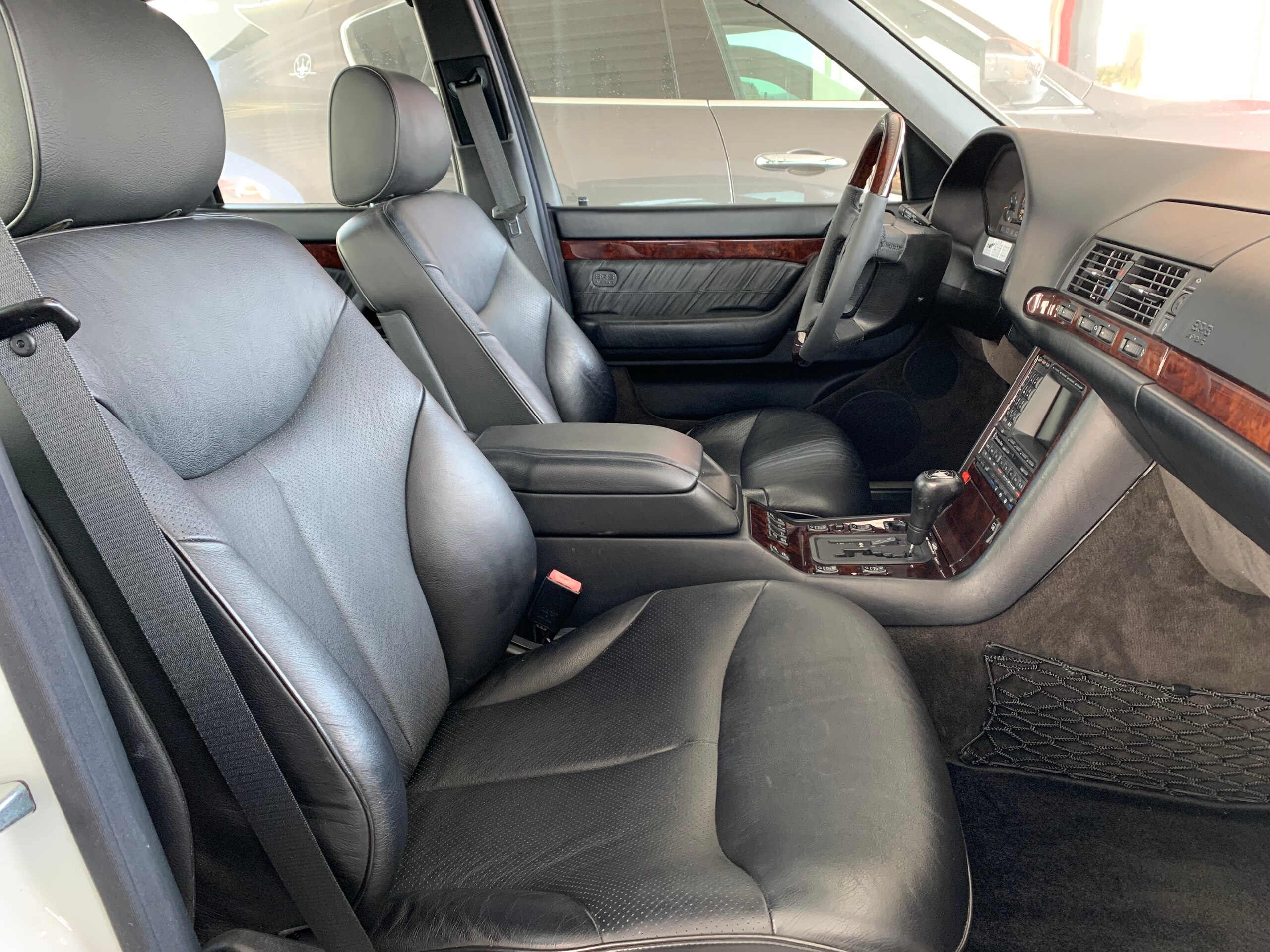 1998 Mercedes Benz S500 — Photo 13 / 19