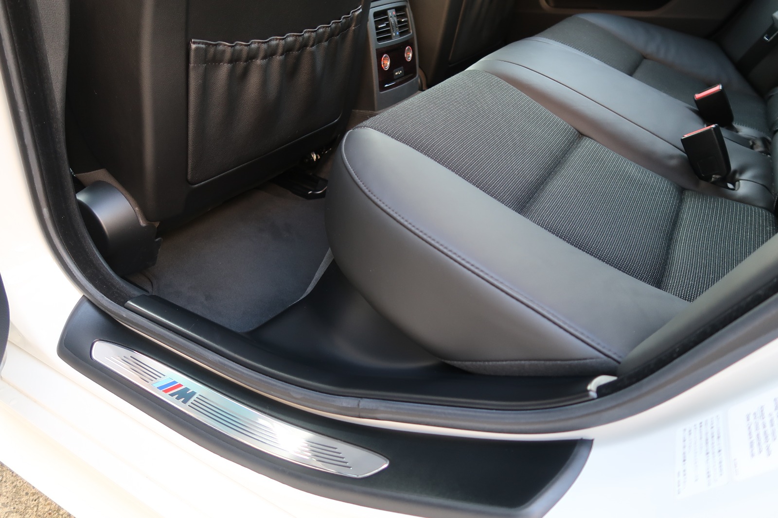 2008 BMW 525i M Sport — Photo 17 / 24