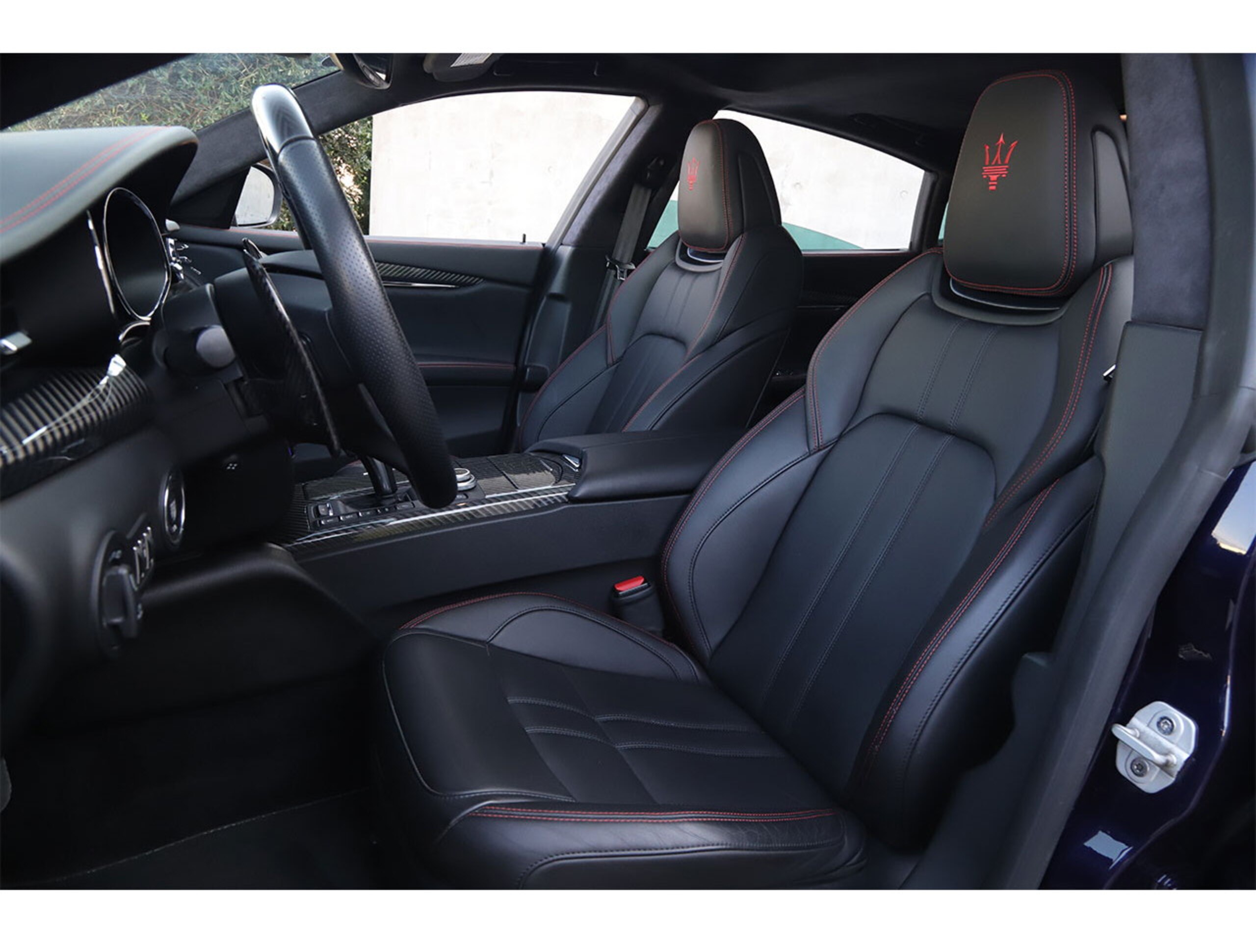 2019 Maserati Quattroporte SQ4 — Photo 7 / 19