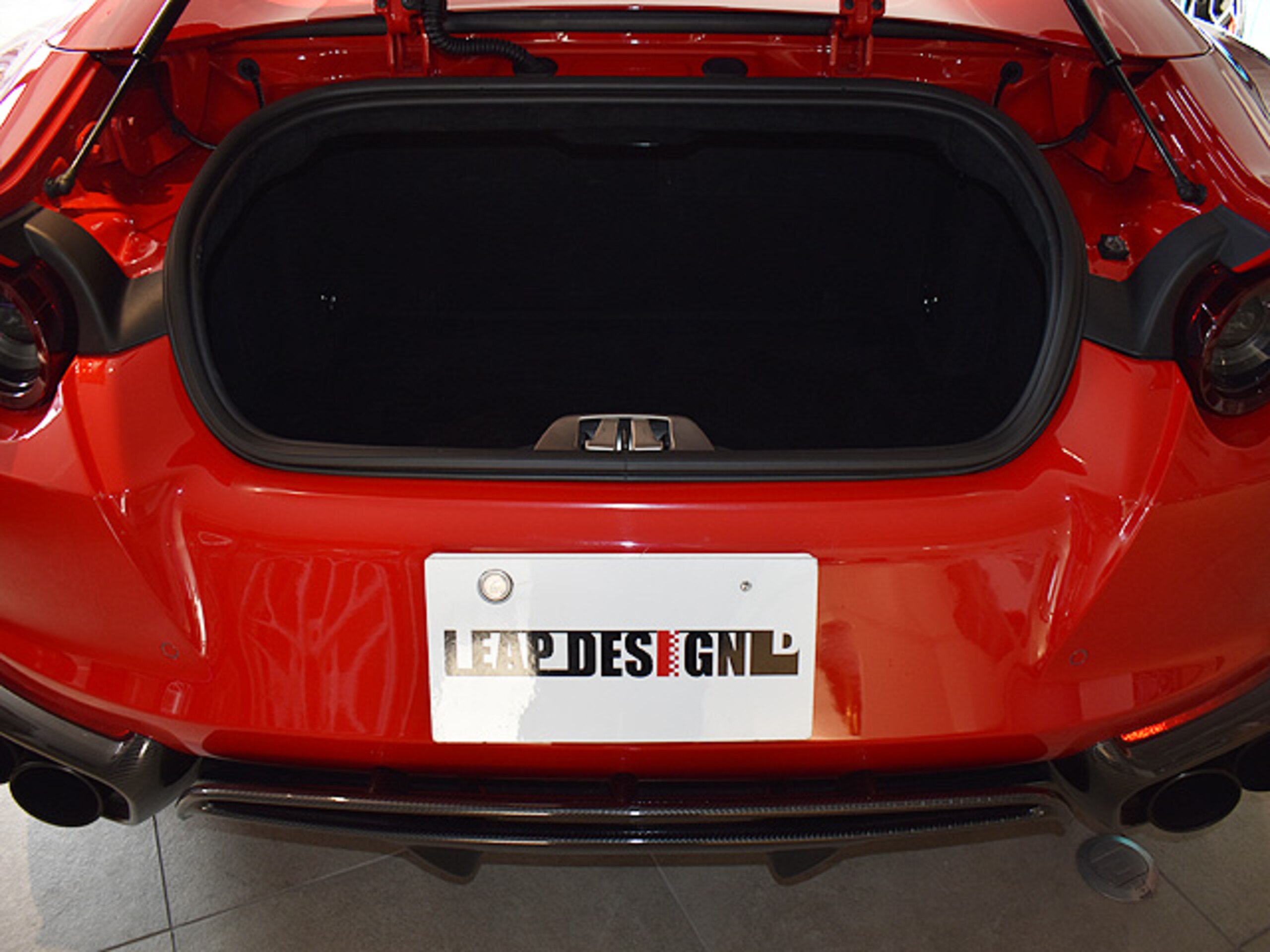 2021 Ferrari 812GTS — Photo 19 / 20