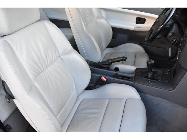 1995 BMW 318is — Photo 24 / 29