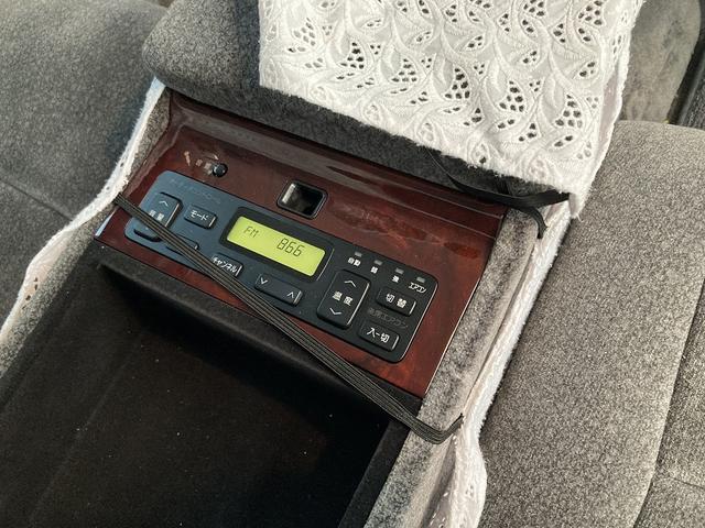 1999 Toyota Century — Photo 14 / 19