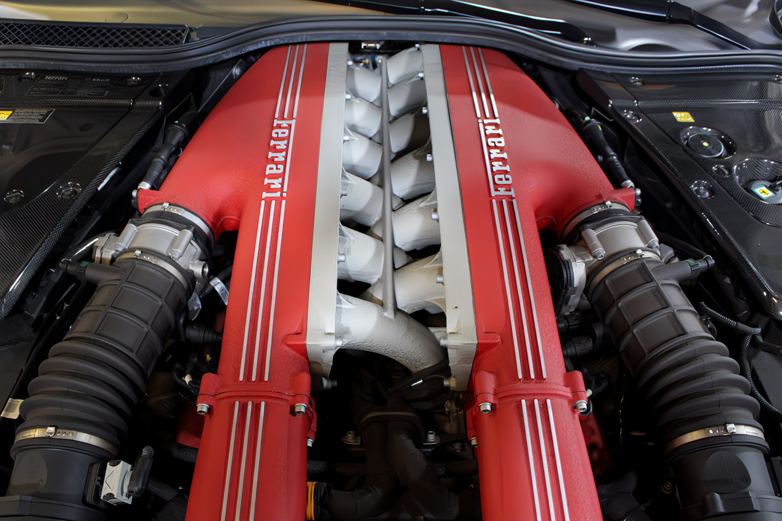 2013 Ferrari F12 Berlinetta — Photo 46 / 48