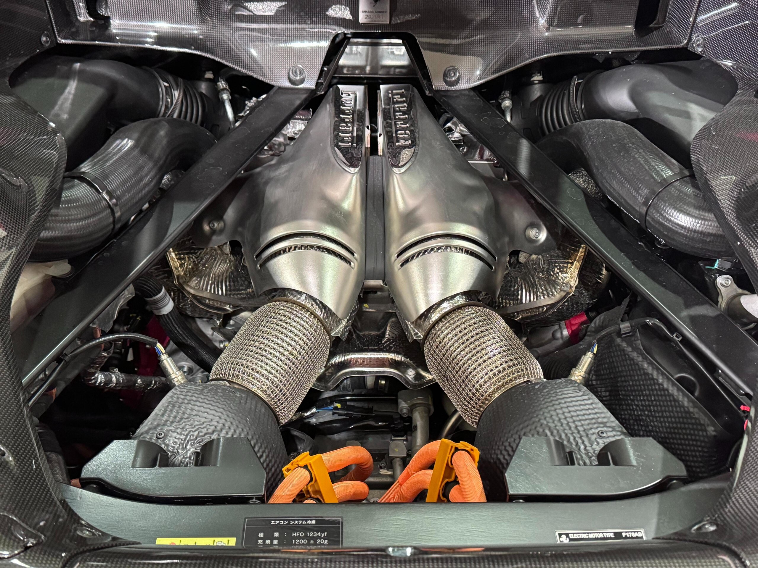 2023 Ferrari 296GTB — Photo 28 / 30