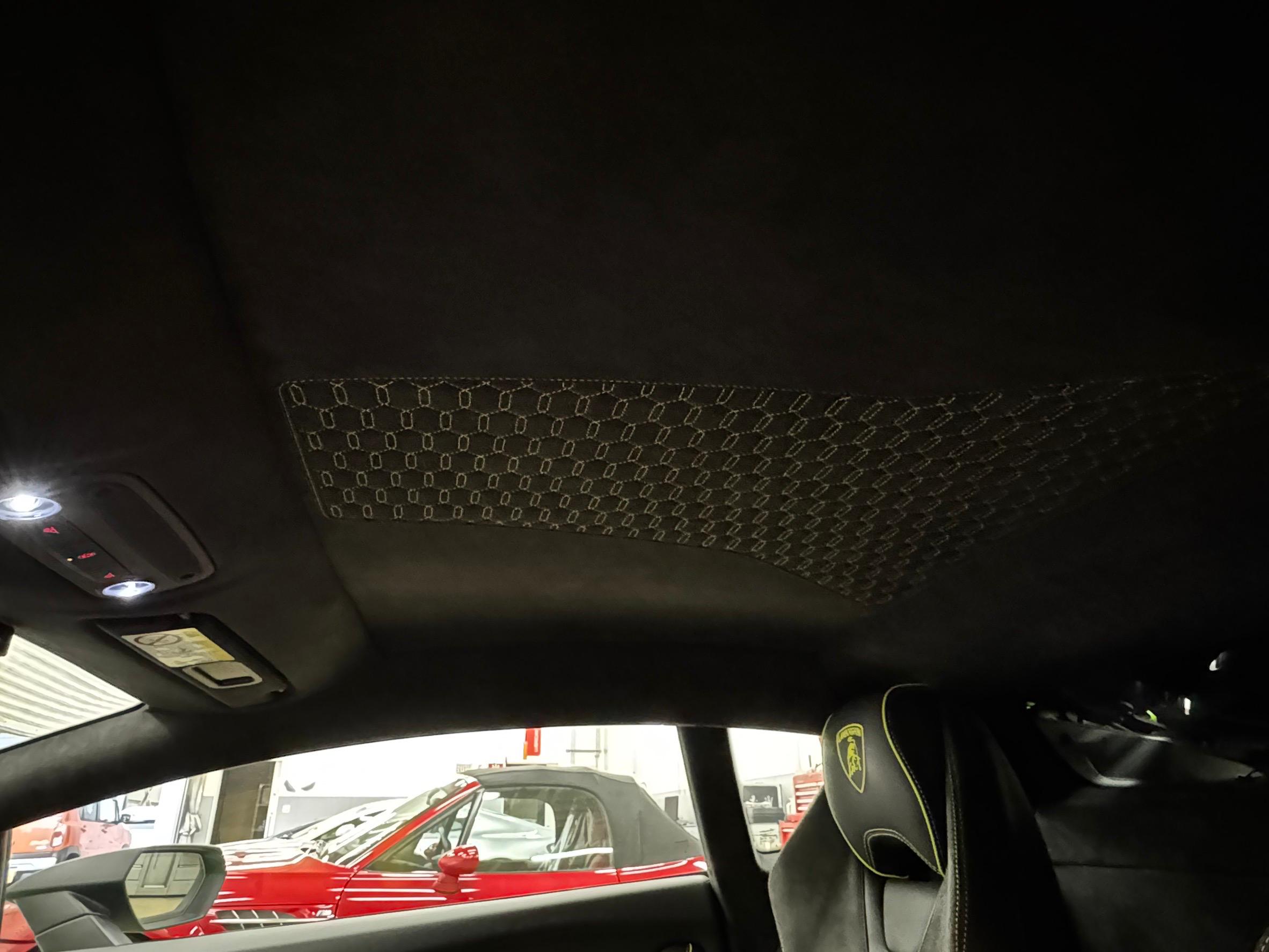 2023 Lamborghini Huracán Sterrato — Photo 14 / 18