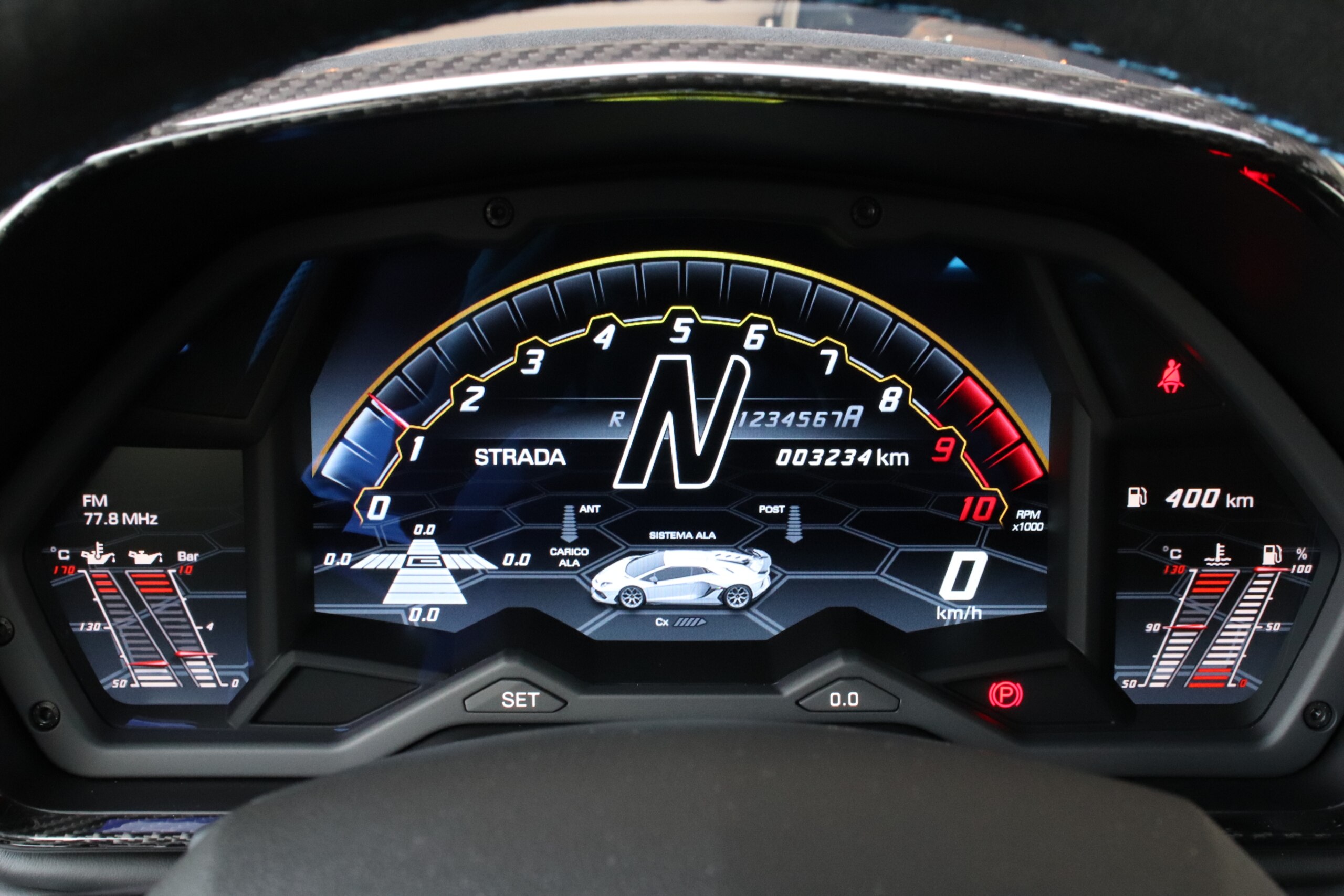 2020 Lamborghini Aventador SV — Photo 15 / 23