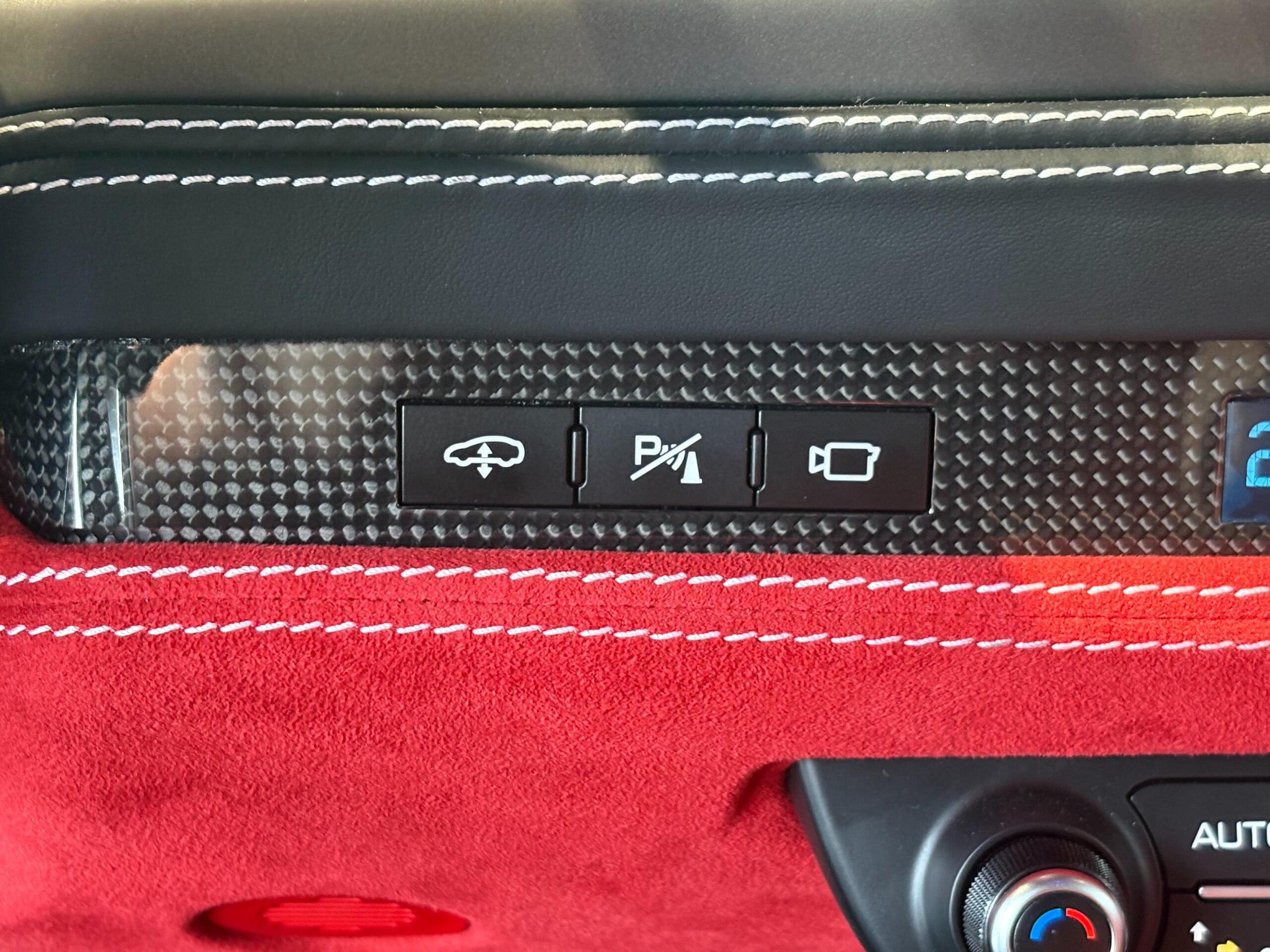 2022 Ferrari F8 Spider — Photo 12 / 23