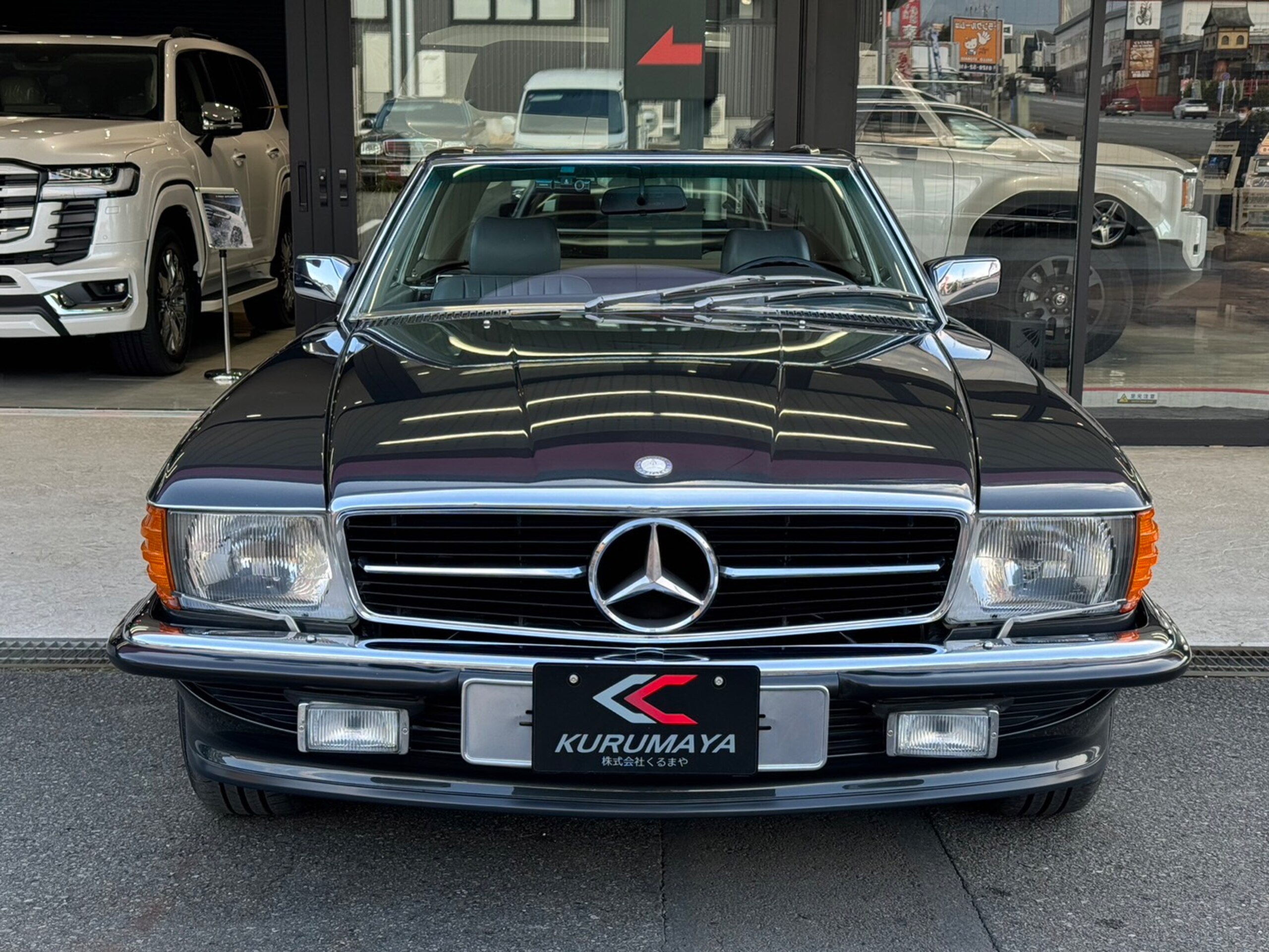 1988 Mercedes Benz SL560 for sale in Japan