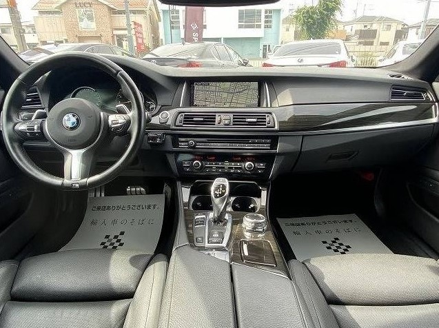 2015 BMW 528i M Sport — Photo 6 / 16