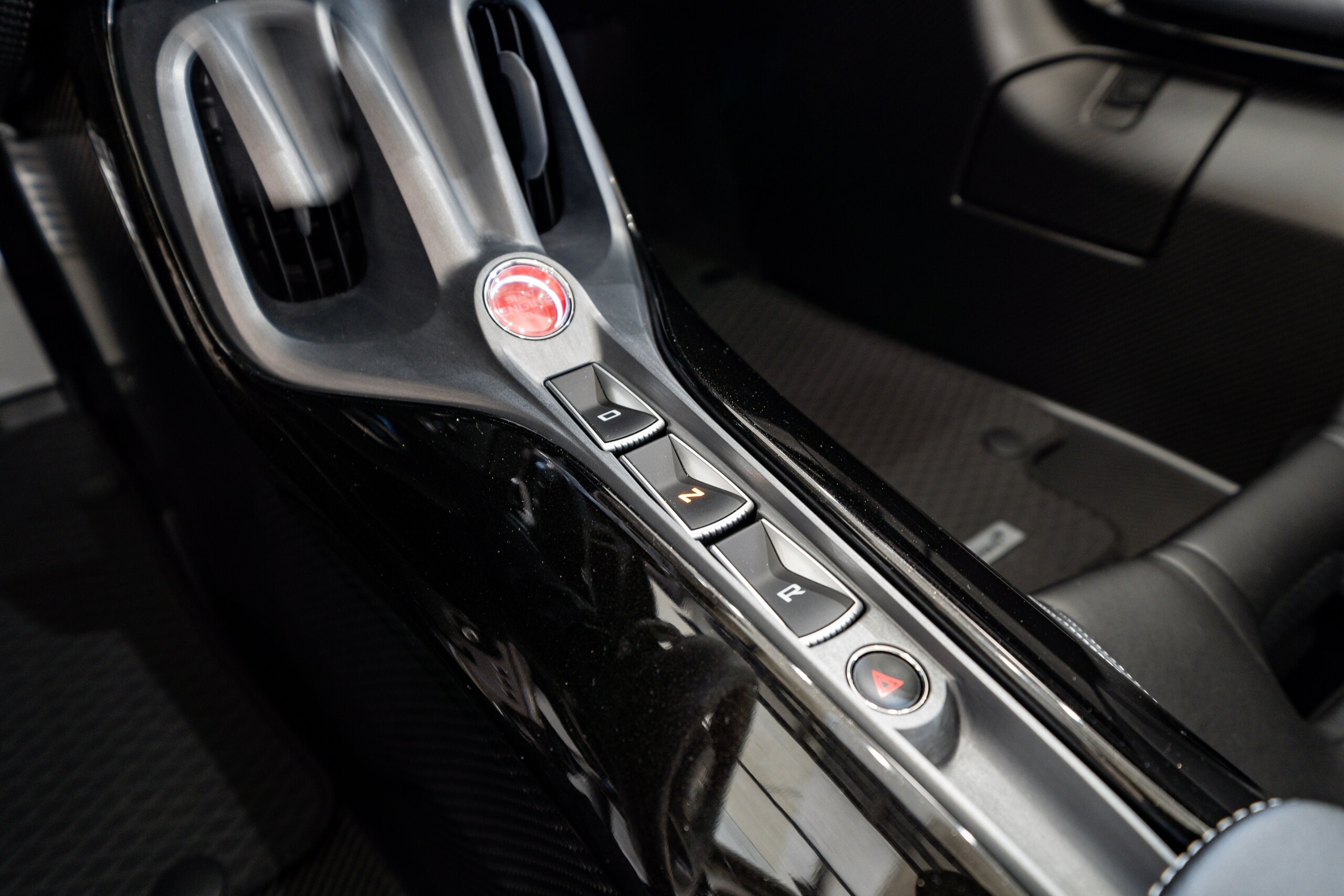 2022 McLaren Elva — Photo 11 / 19