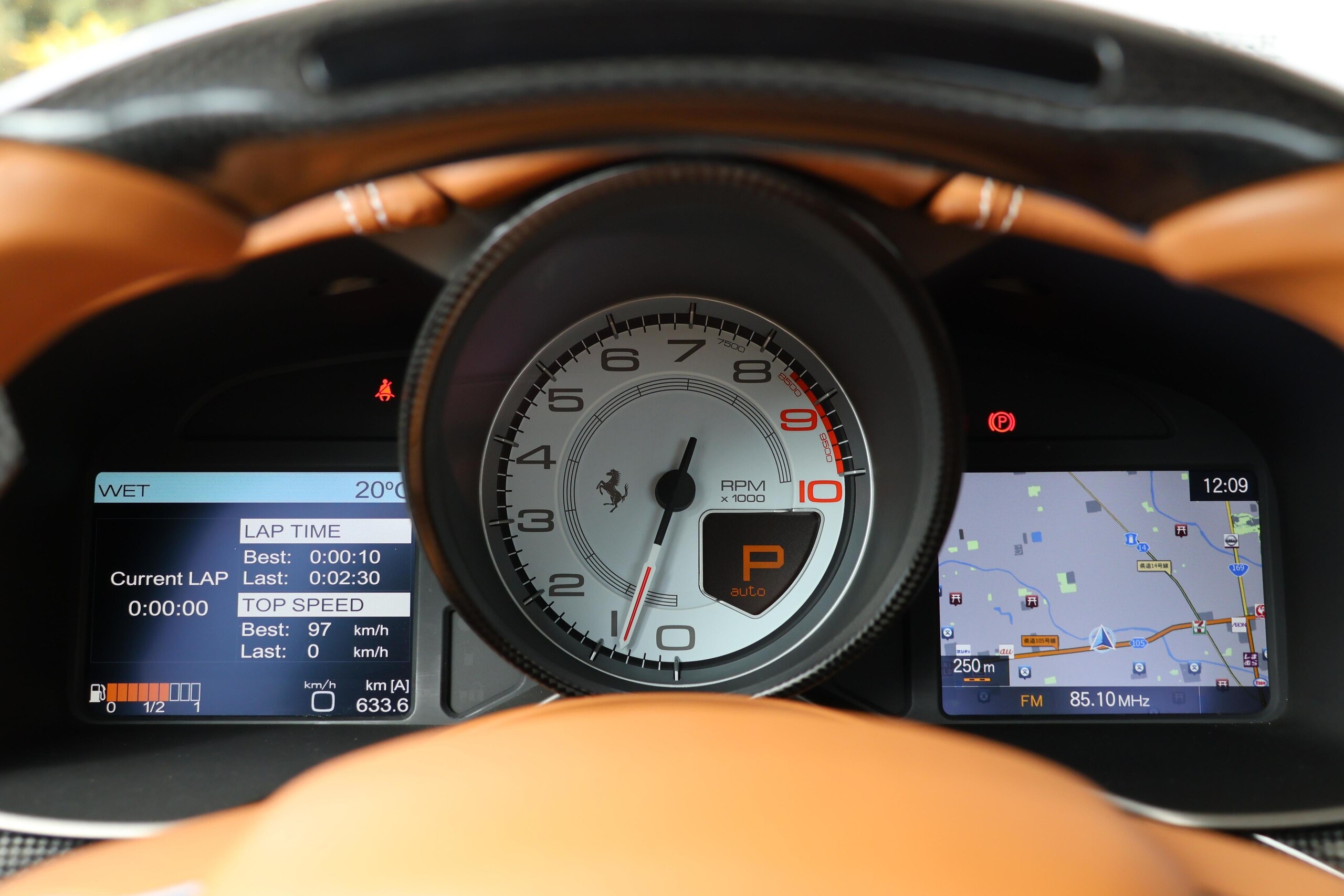 2013 Ferrari F12 Berlinetta — Photo 9 / 16