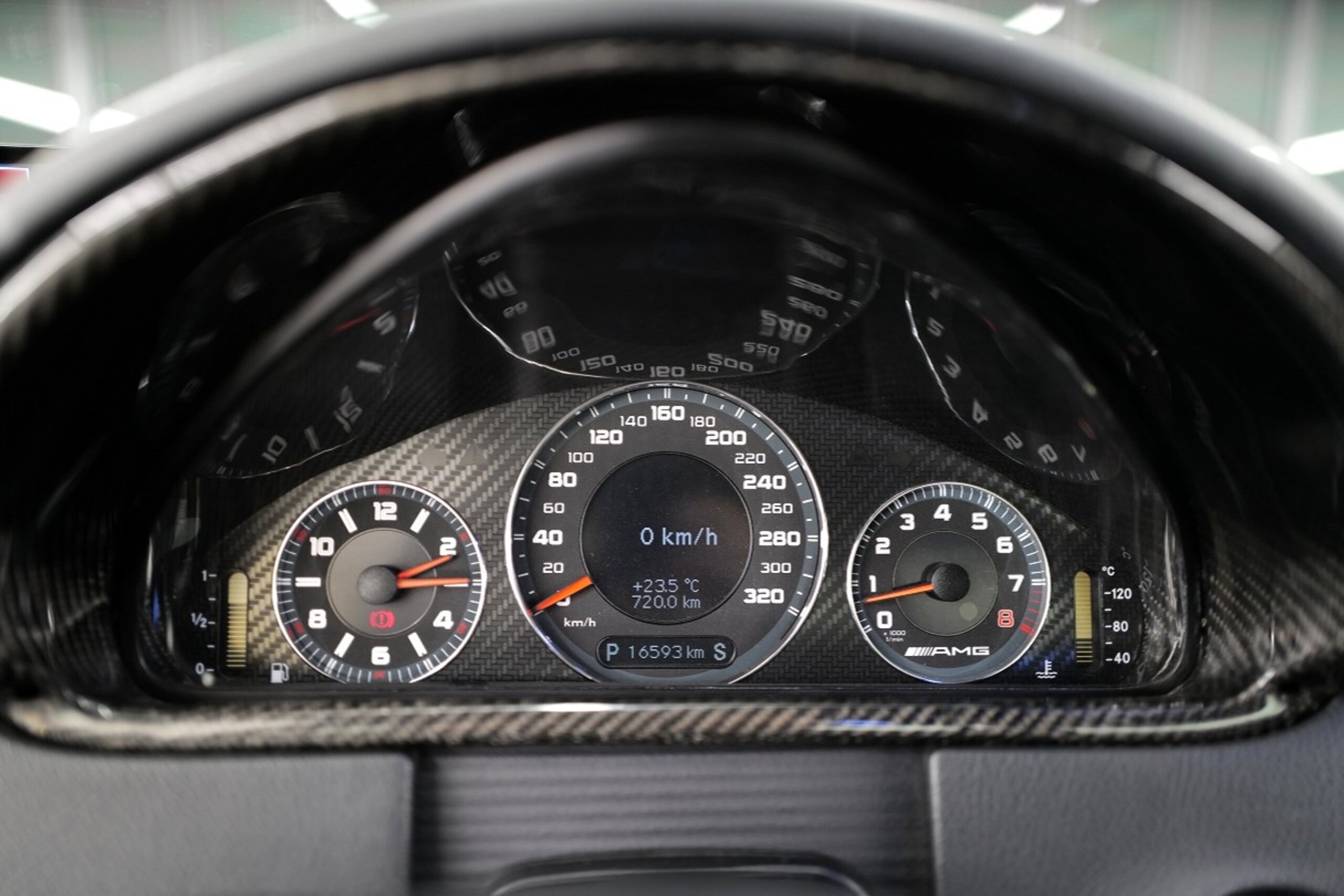 2009 Mercedes Benz CLK63 AMG Black Series — Photo 11 / 24
