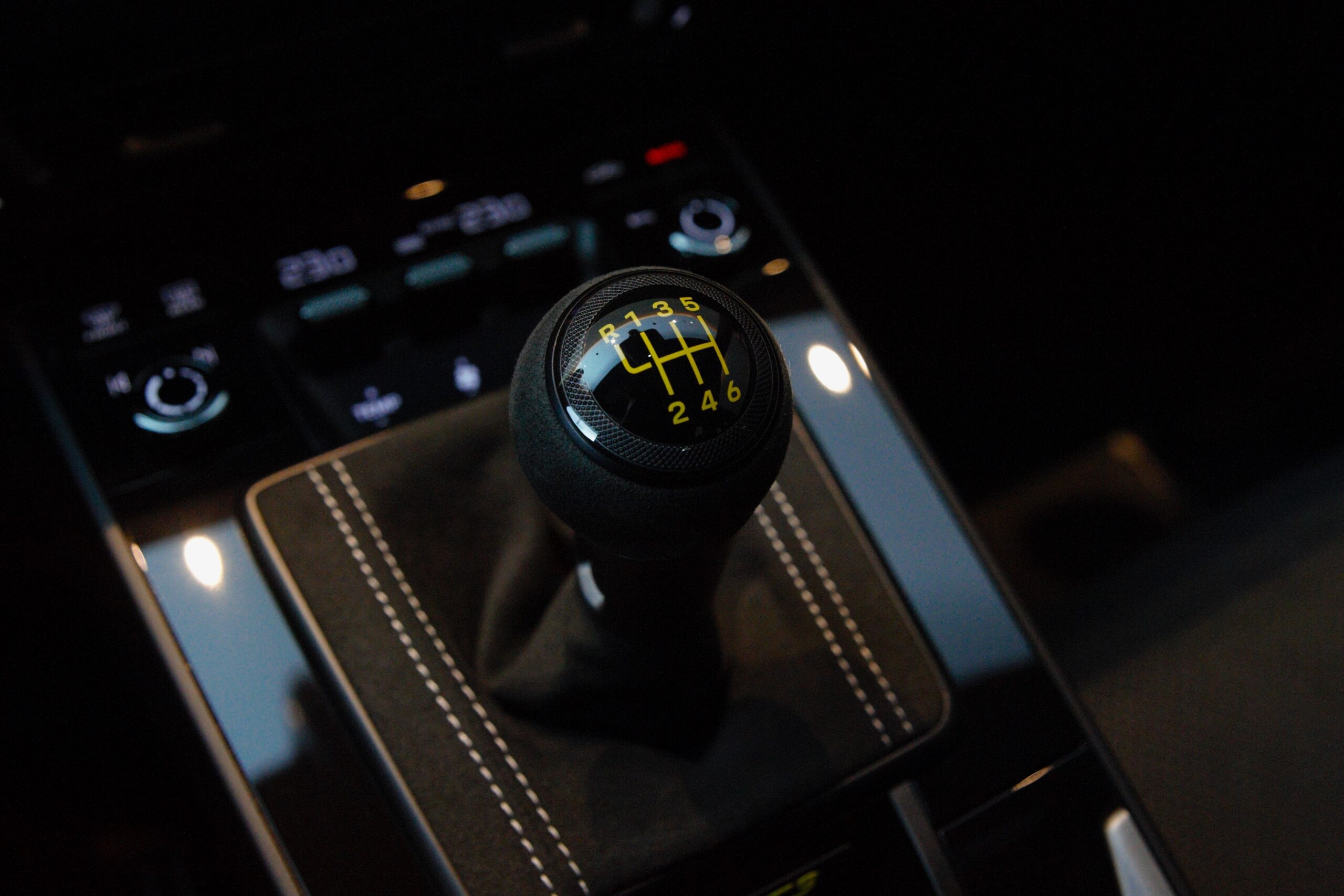 2024 Porsche 911 GT3 — Photo 14 / 16